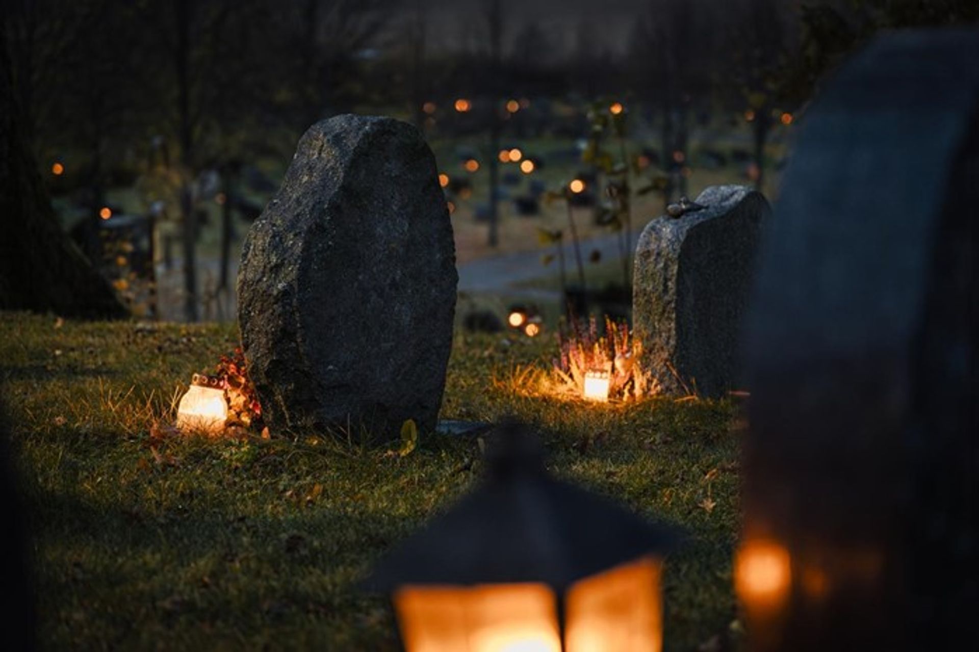 Lys på graver