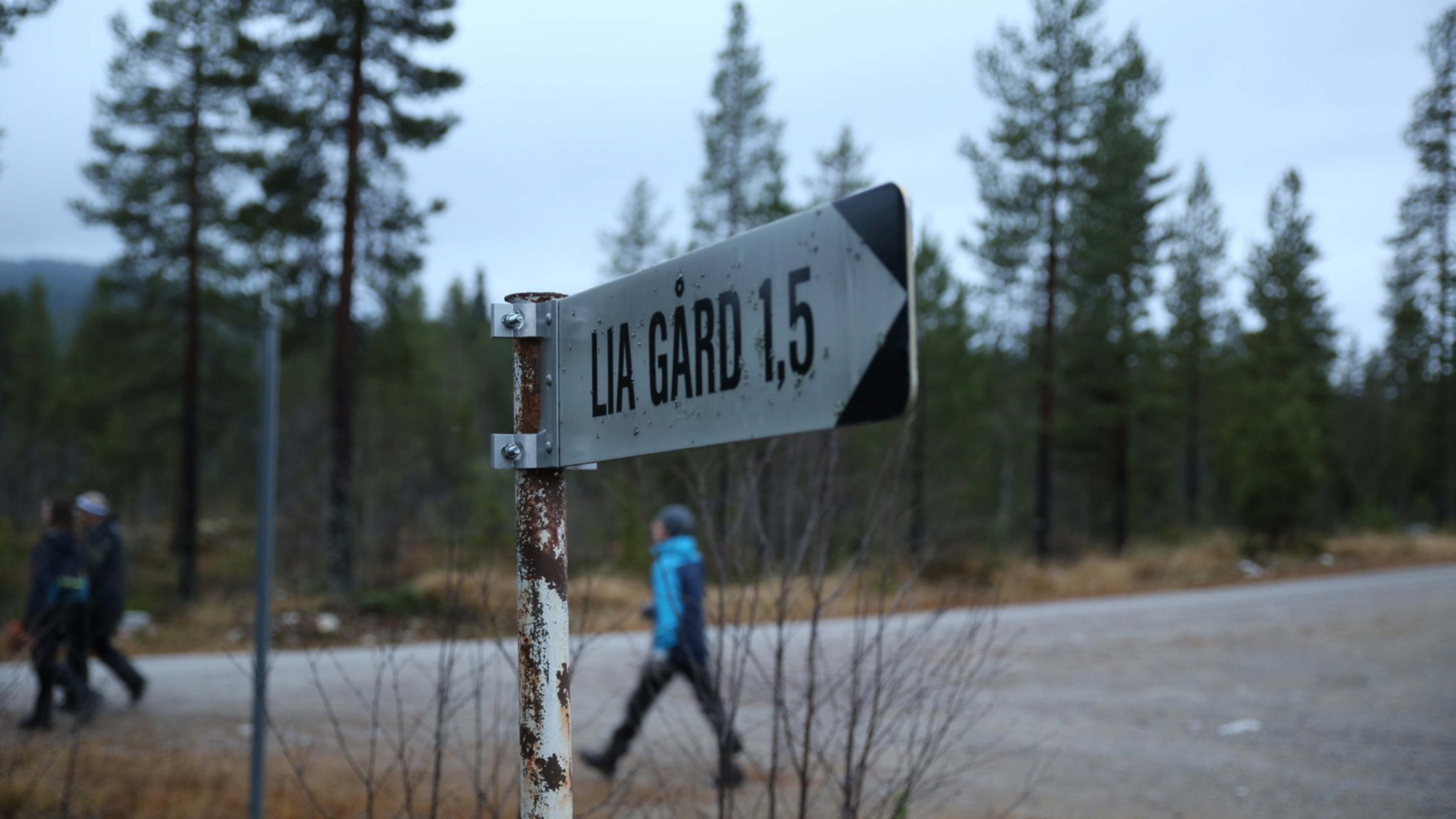 Skilt til Lia Gård