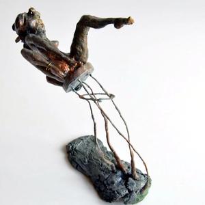 unique fine arts contemporary bronze copper sculpture trust stool women feet ashikoki