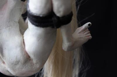 Delicious toes curling in pleasure