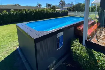 Plunge Pool with Corrugated Facing