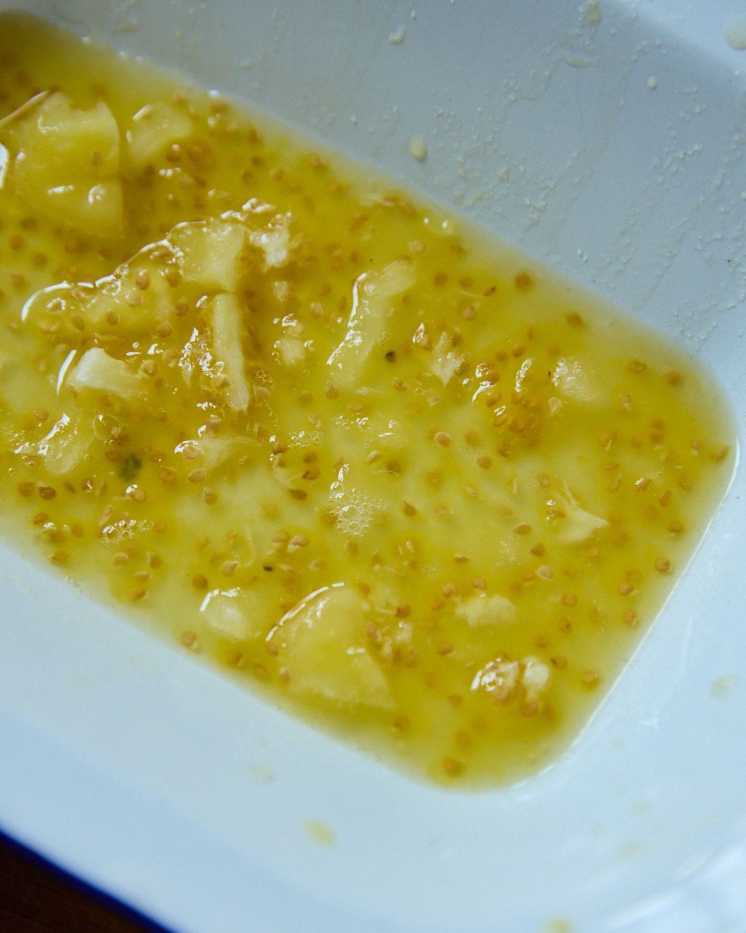 Images with caption alt text