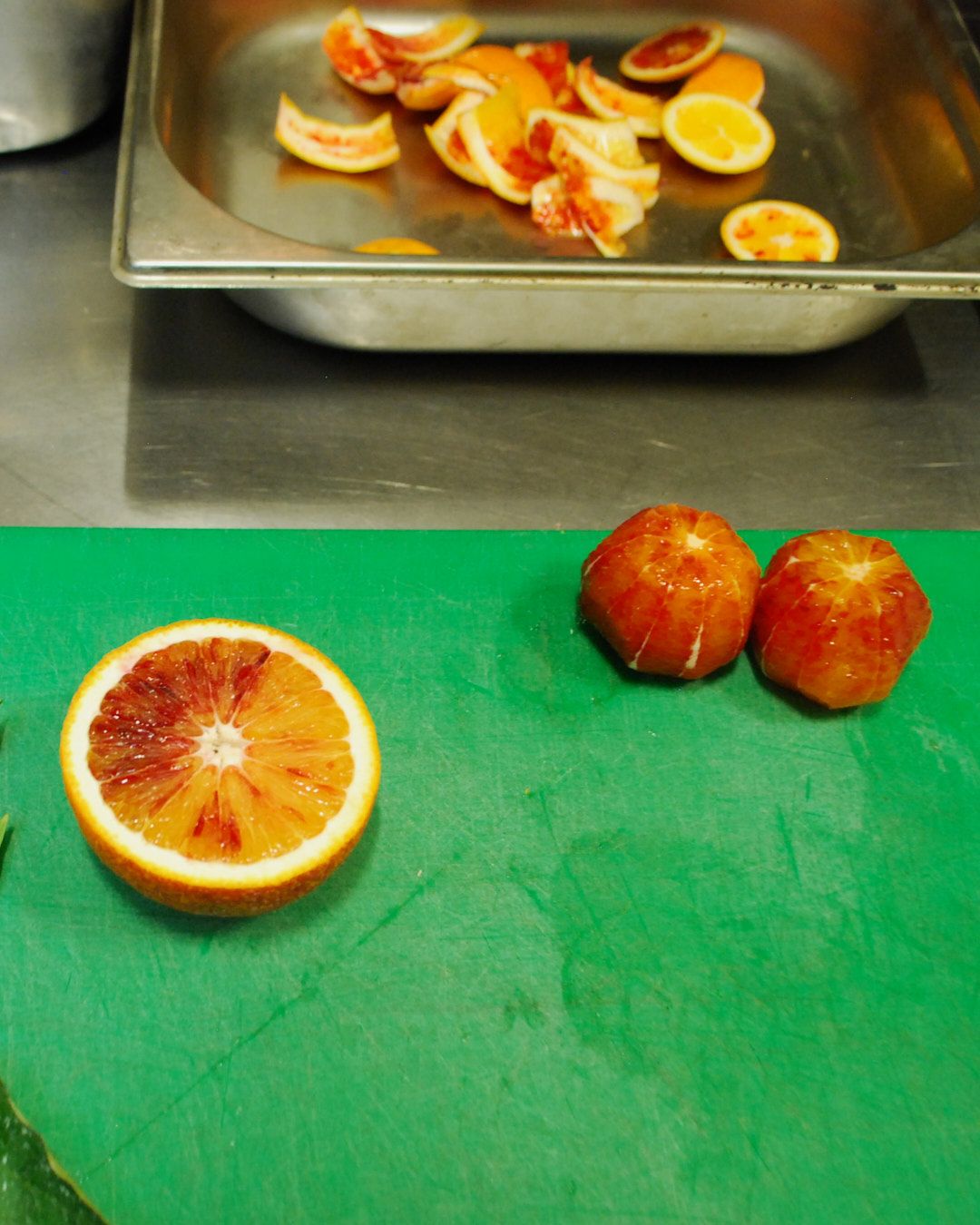 Images with caption alt text