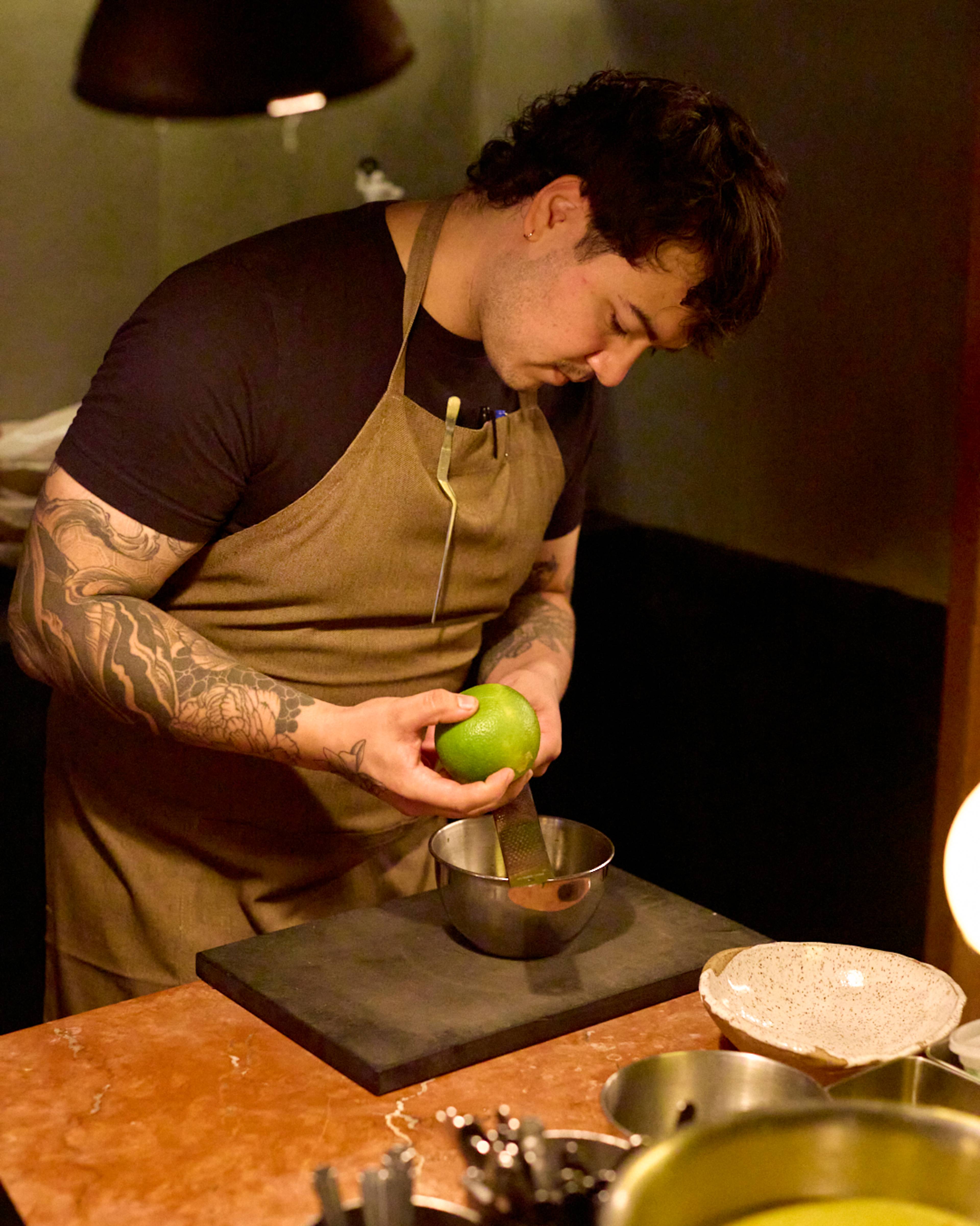 Images with caption alt text