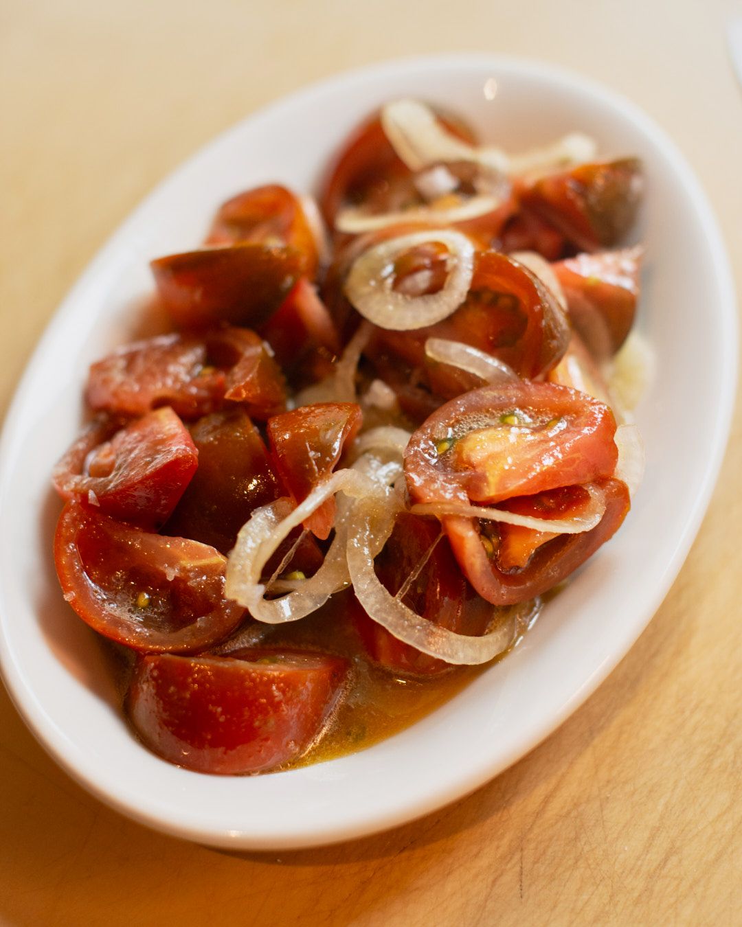 Images with caption alt text