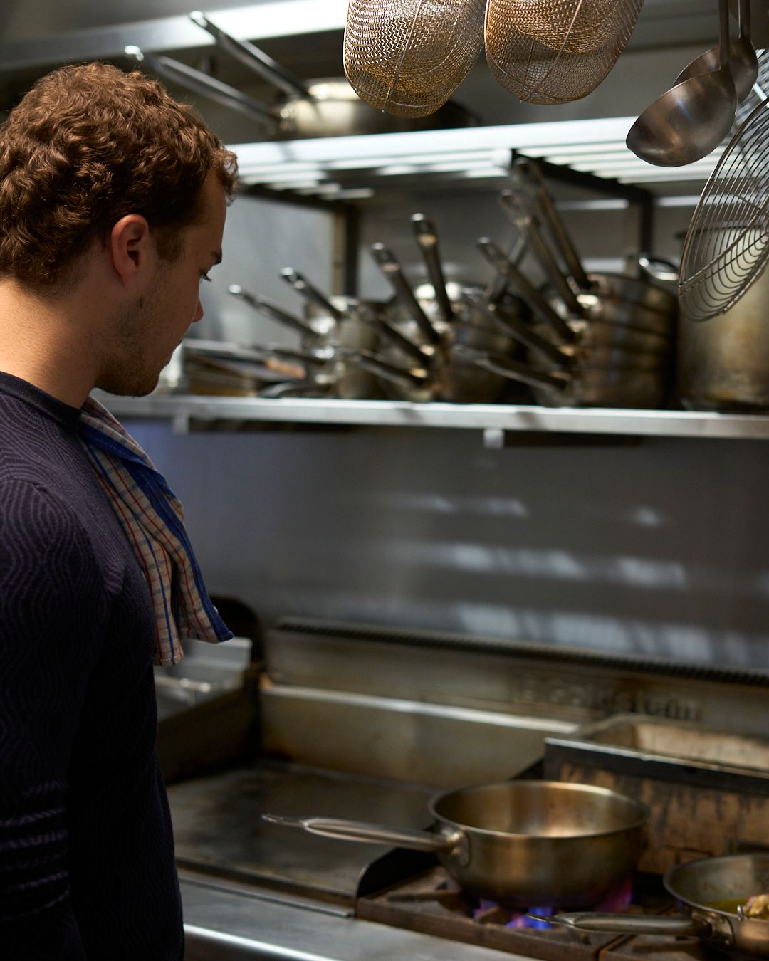 Images with caption alt text