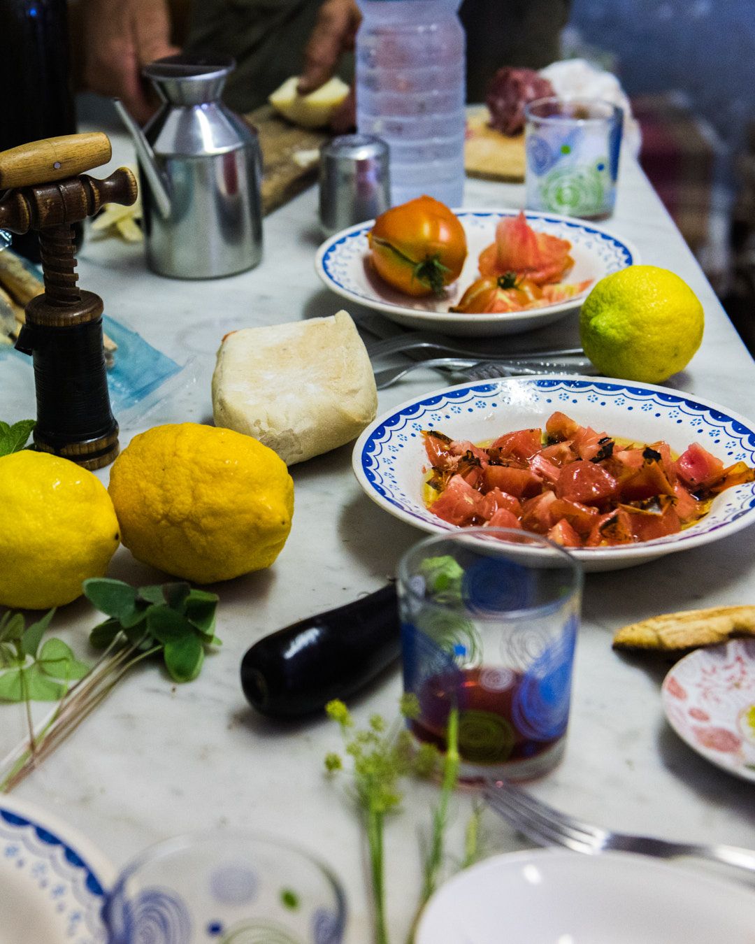 Images with caption alt text