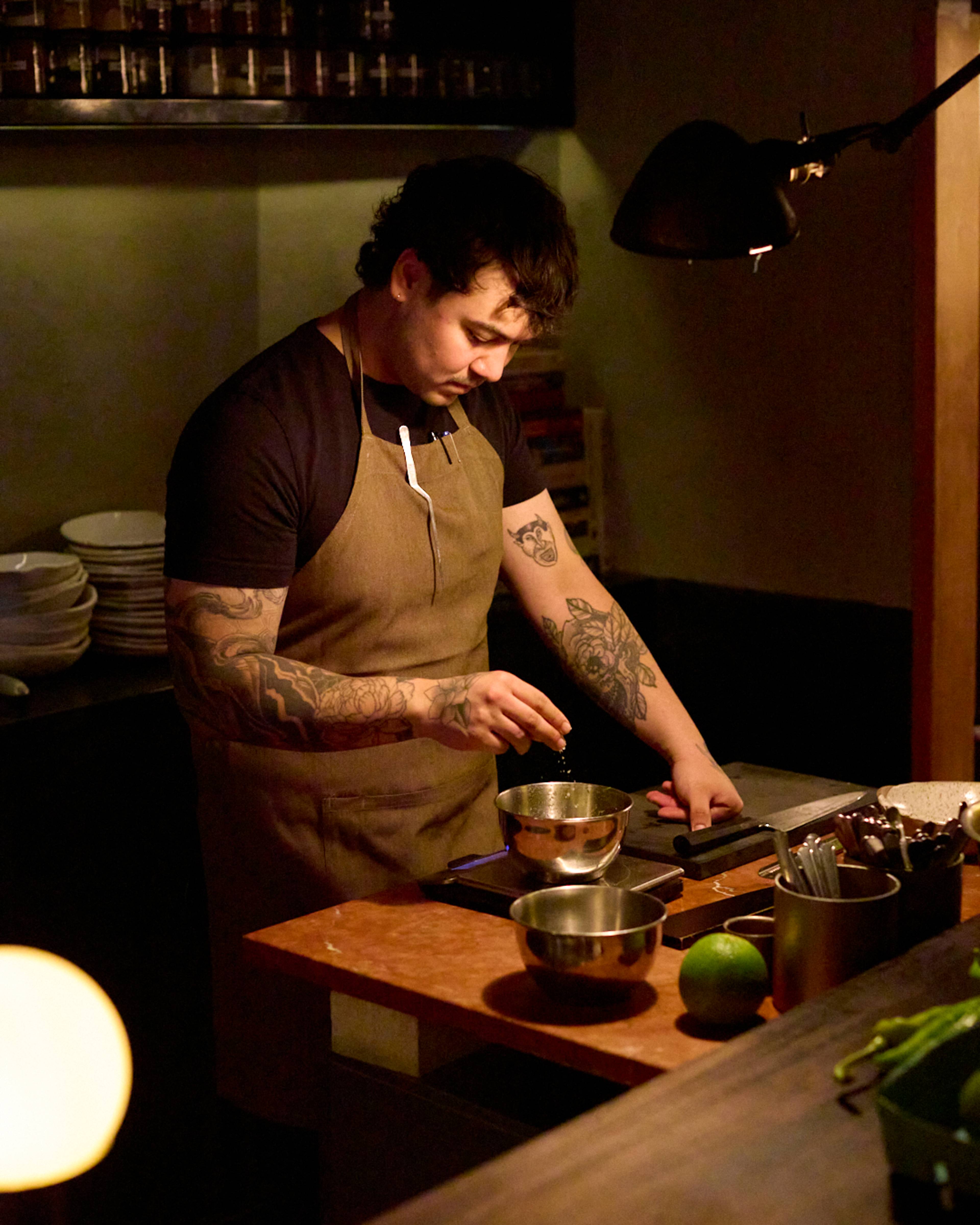 Images with caption alt text