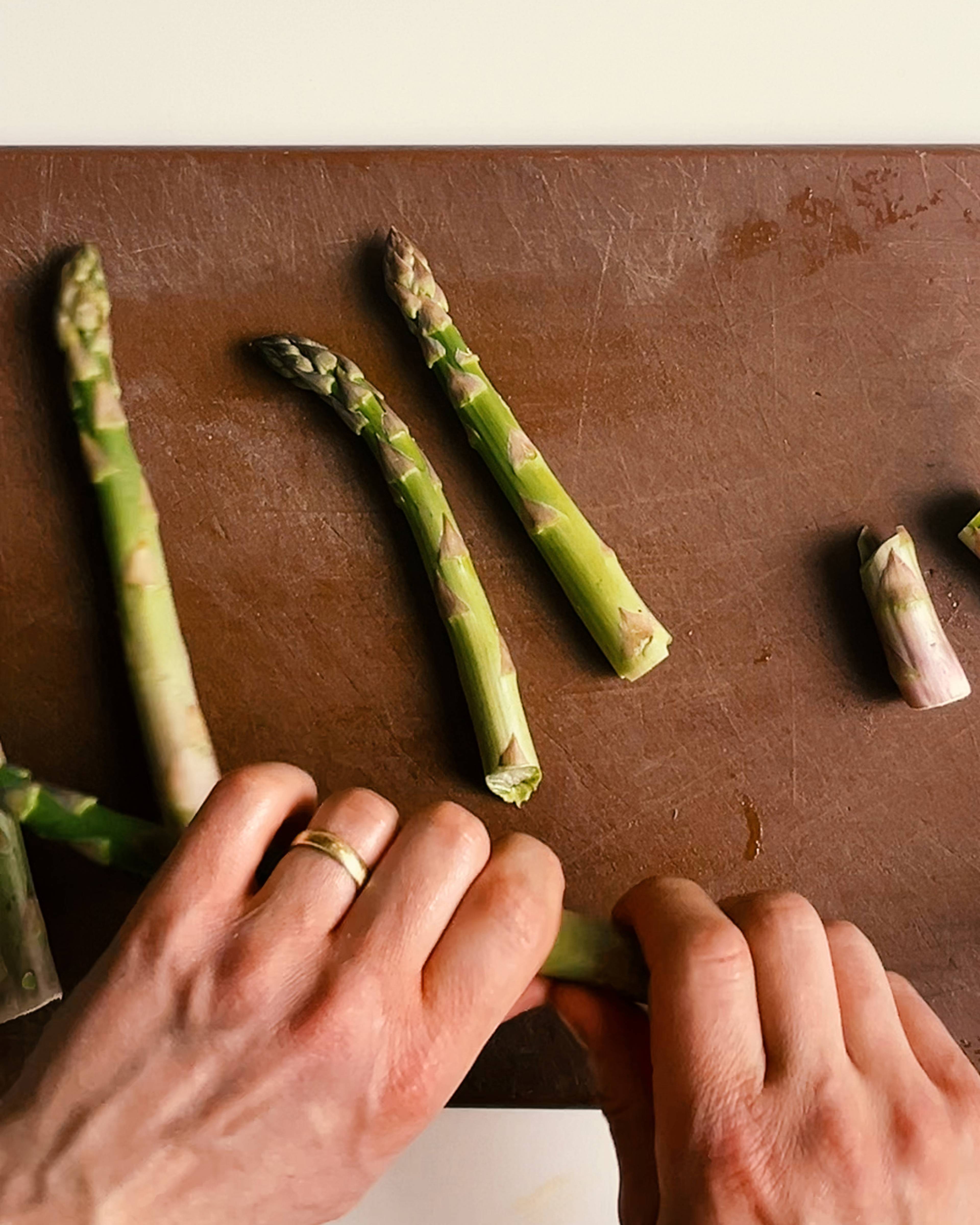 Images with caption alt text
