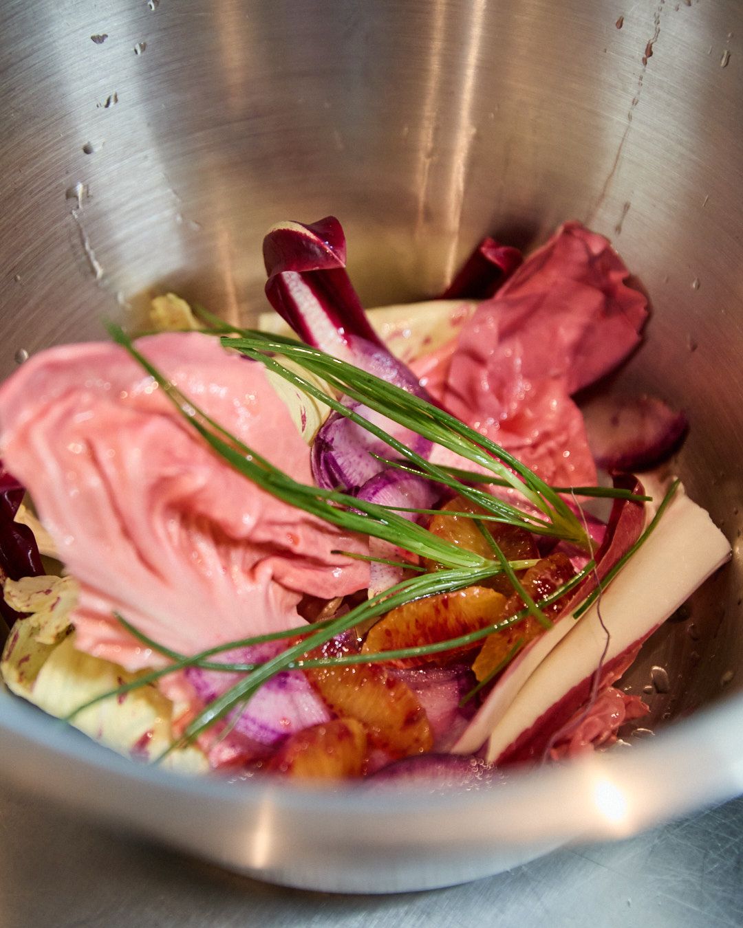 Images with caption alt text