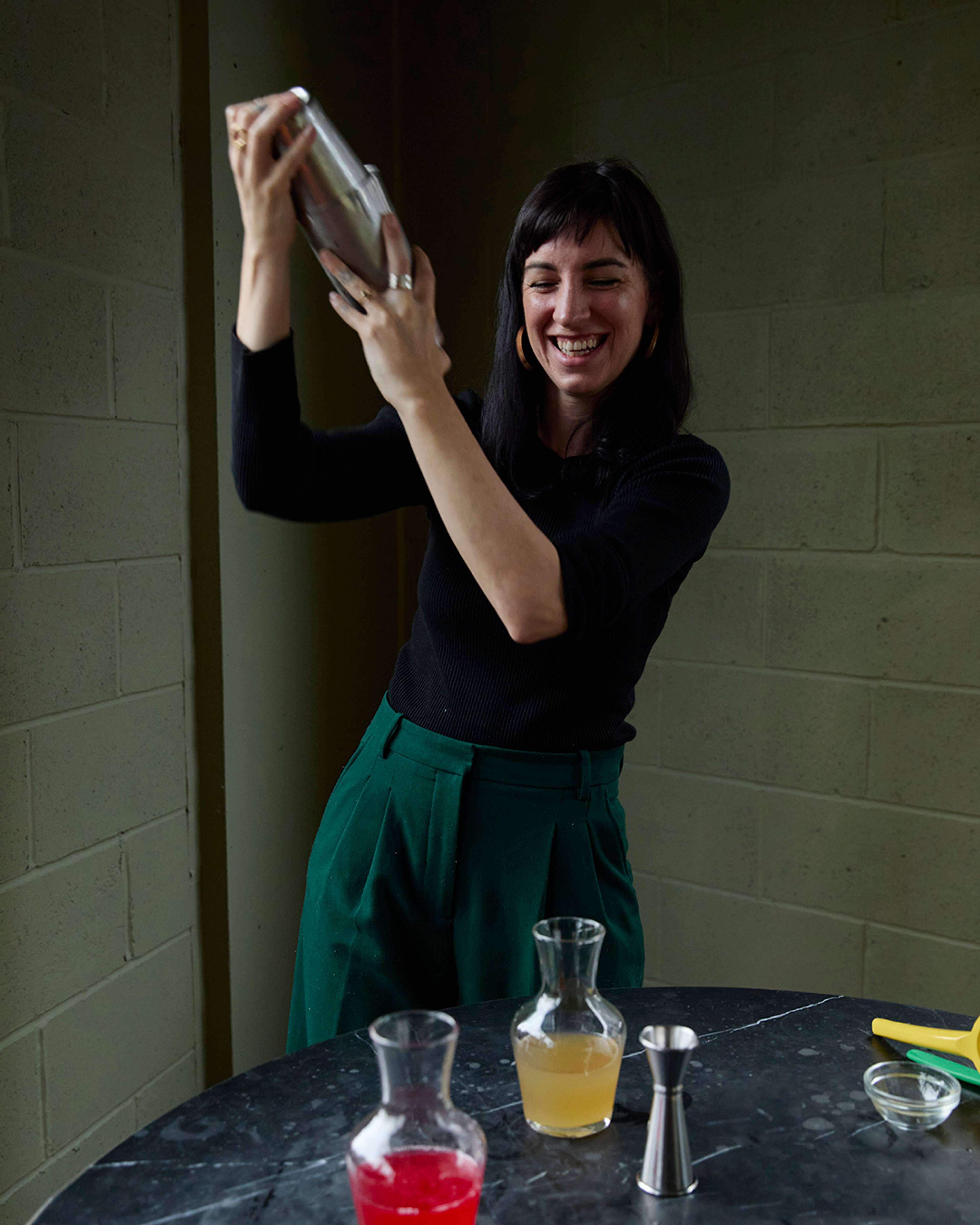 Images with caption alt text