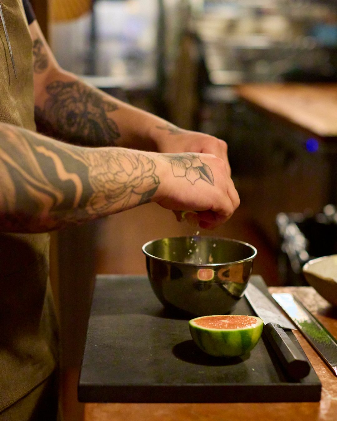 Images with caption alt text