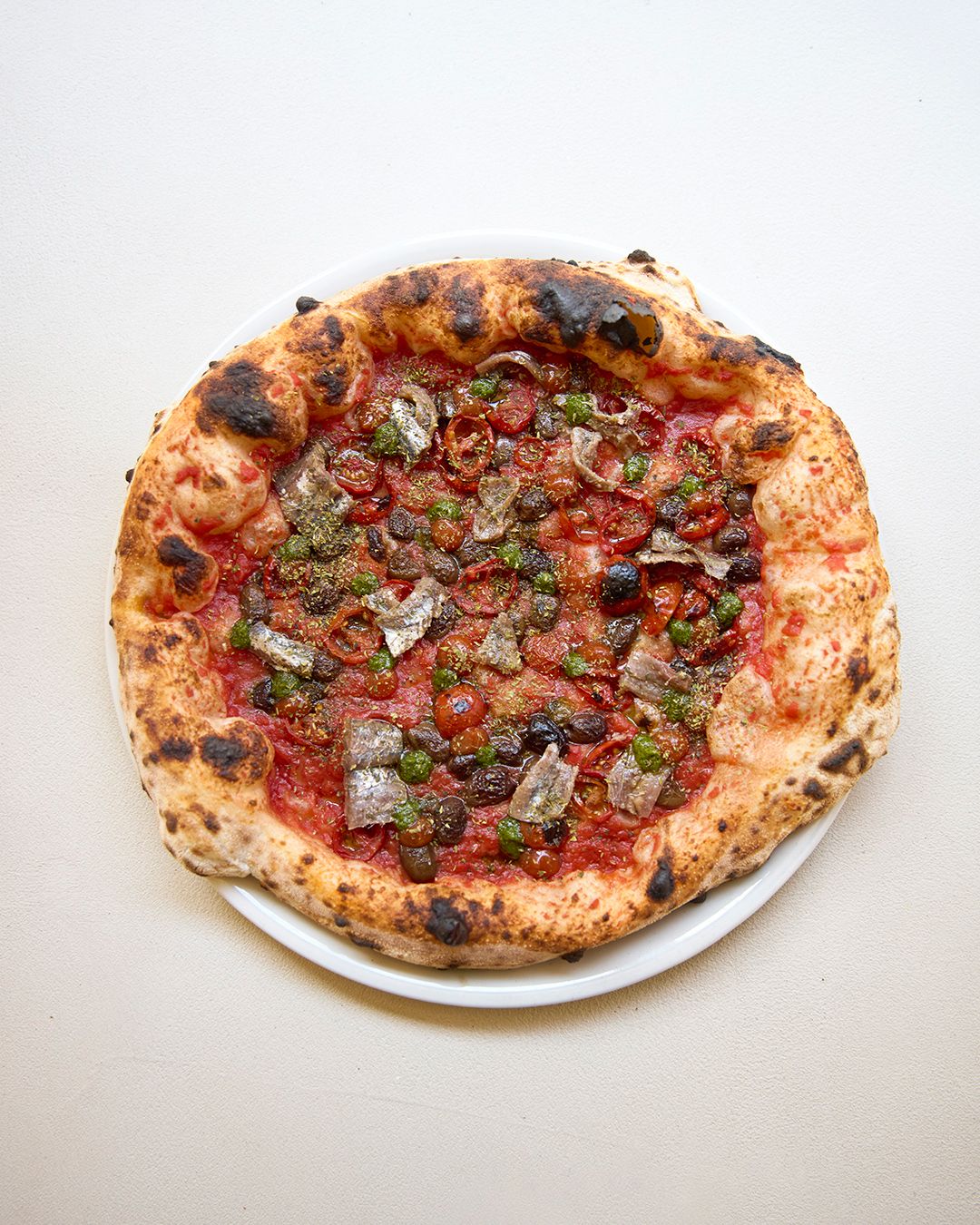 Images with caption alt text