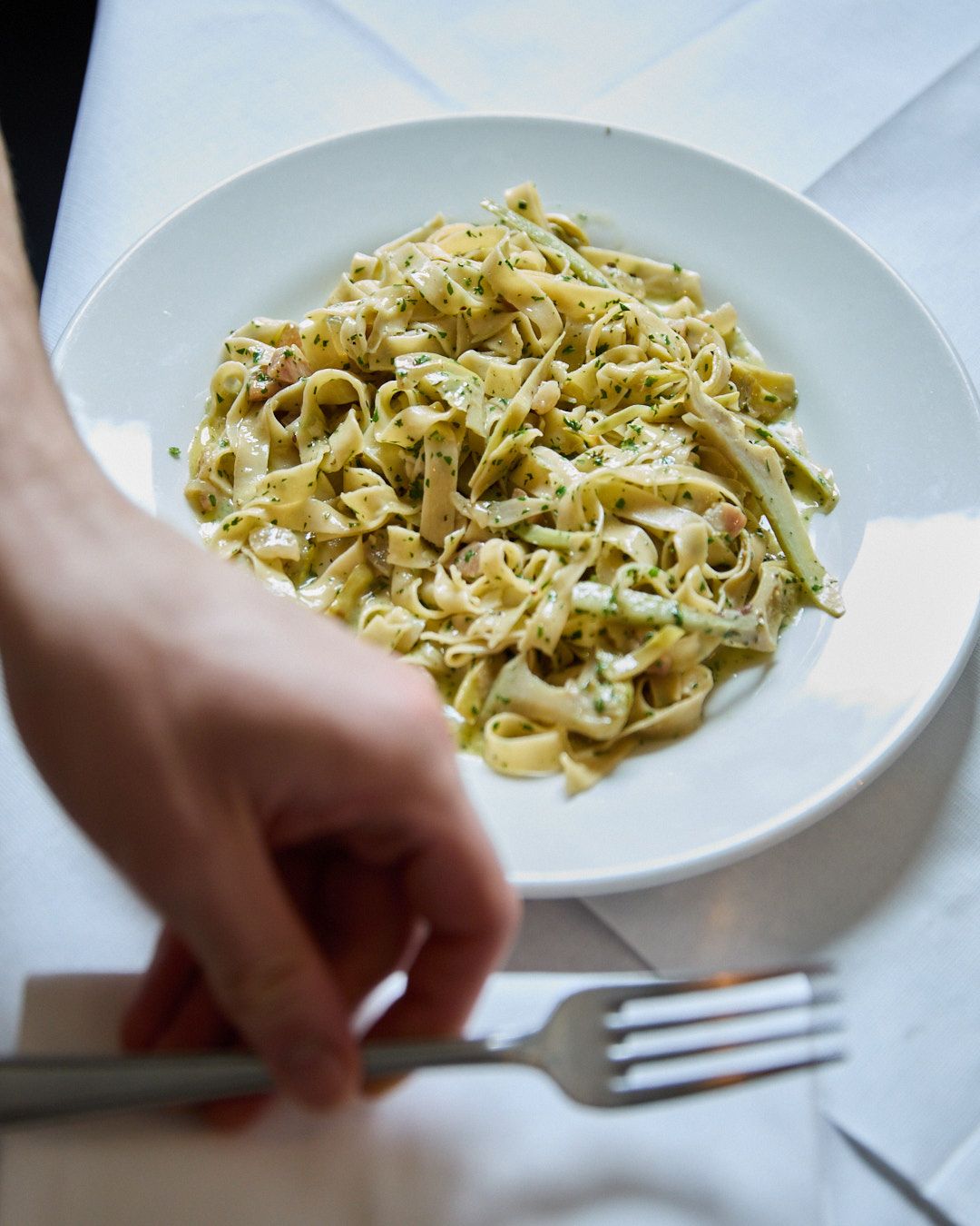 Images with caption alt text