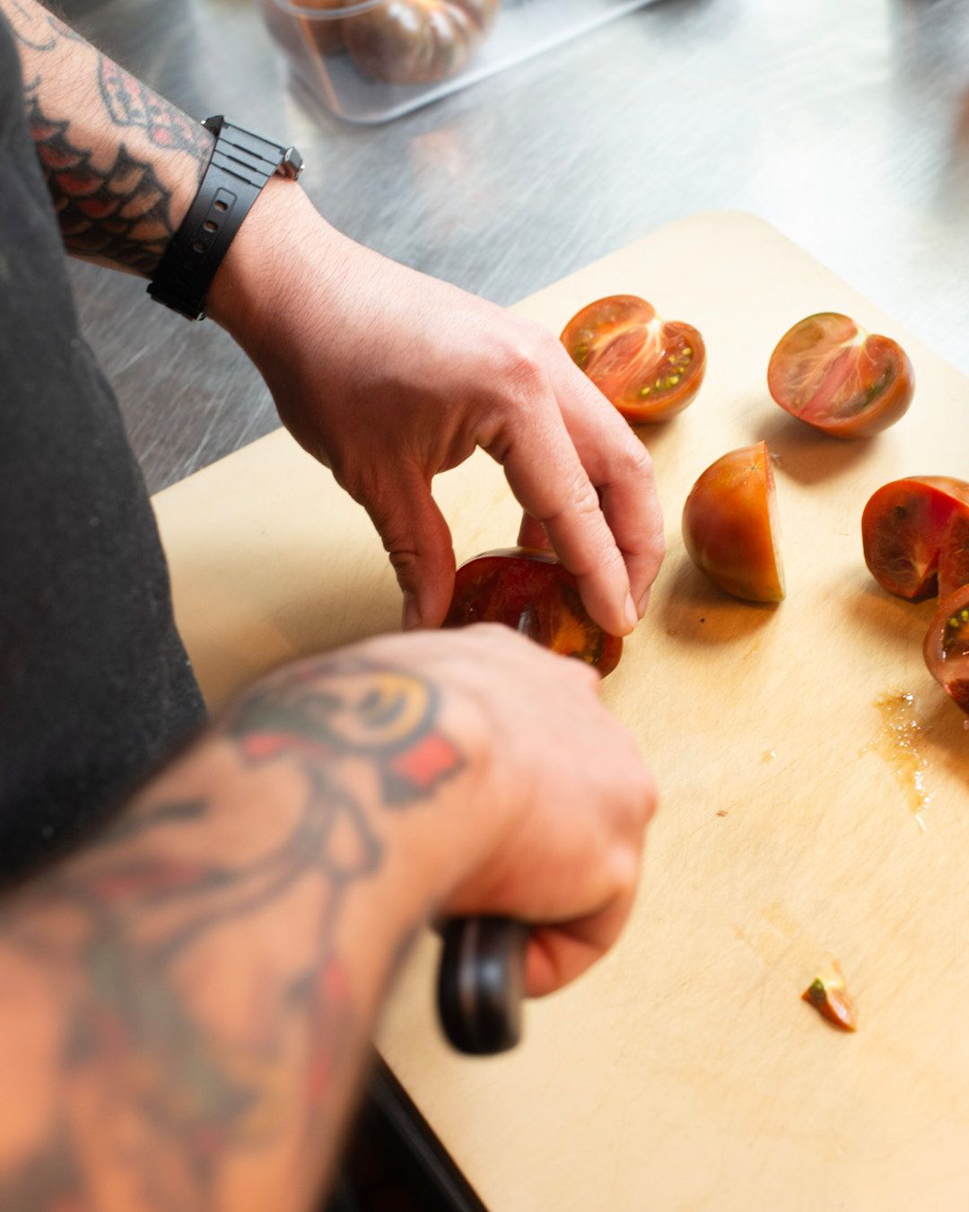 Images with caption alt text