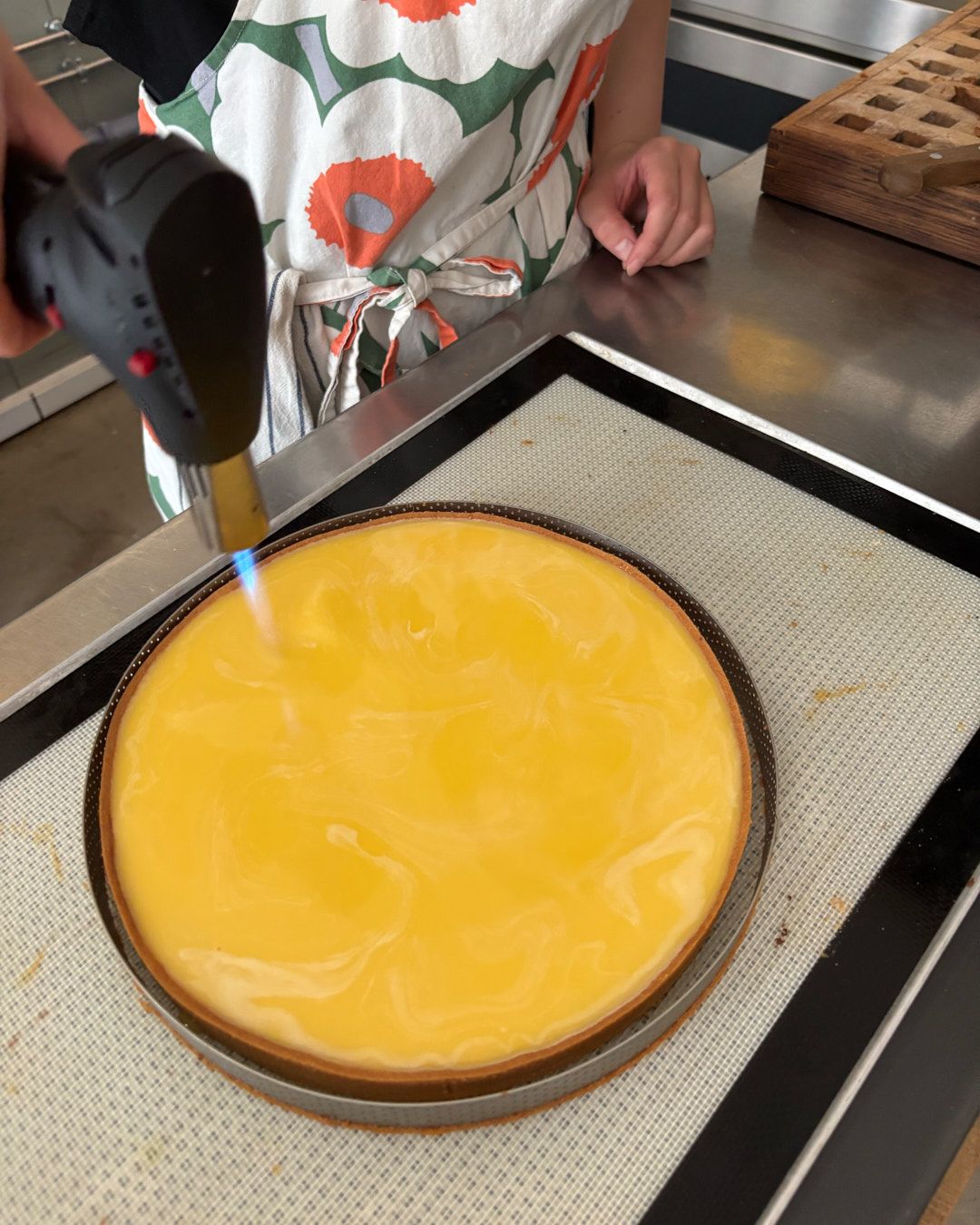 Images with caption alt text