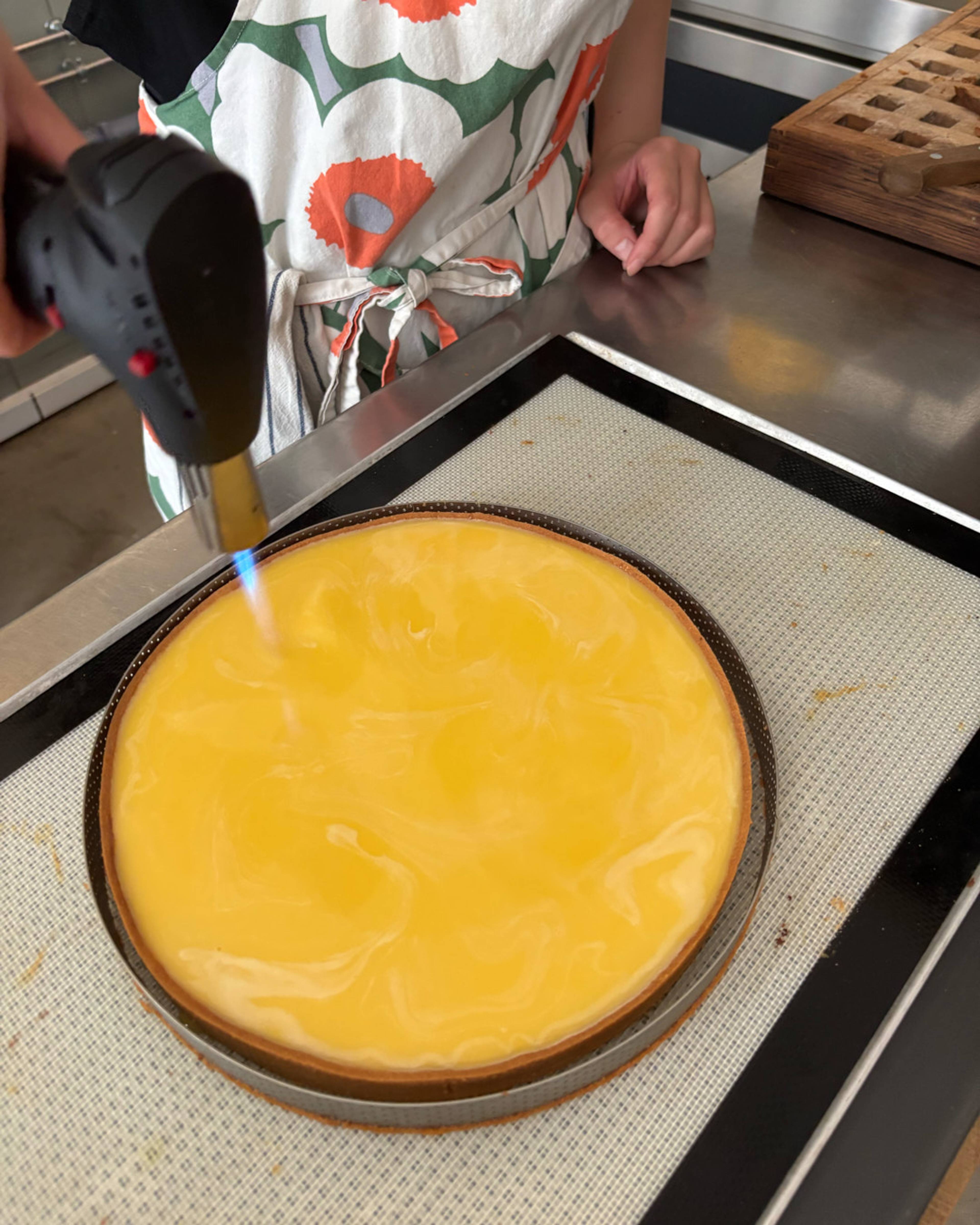 Images with caption alt text