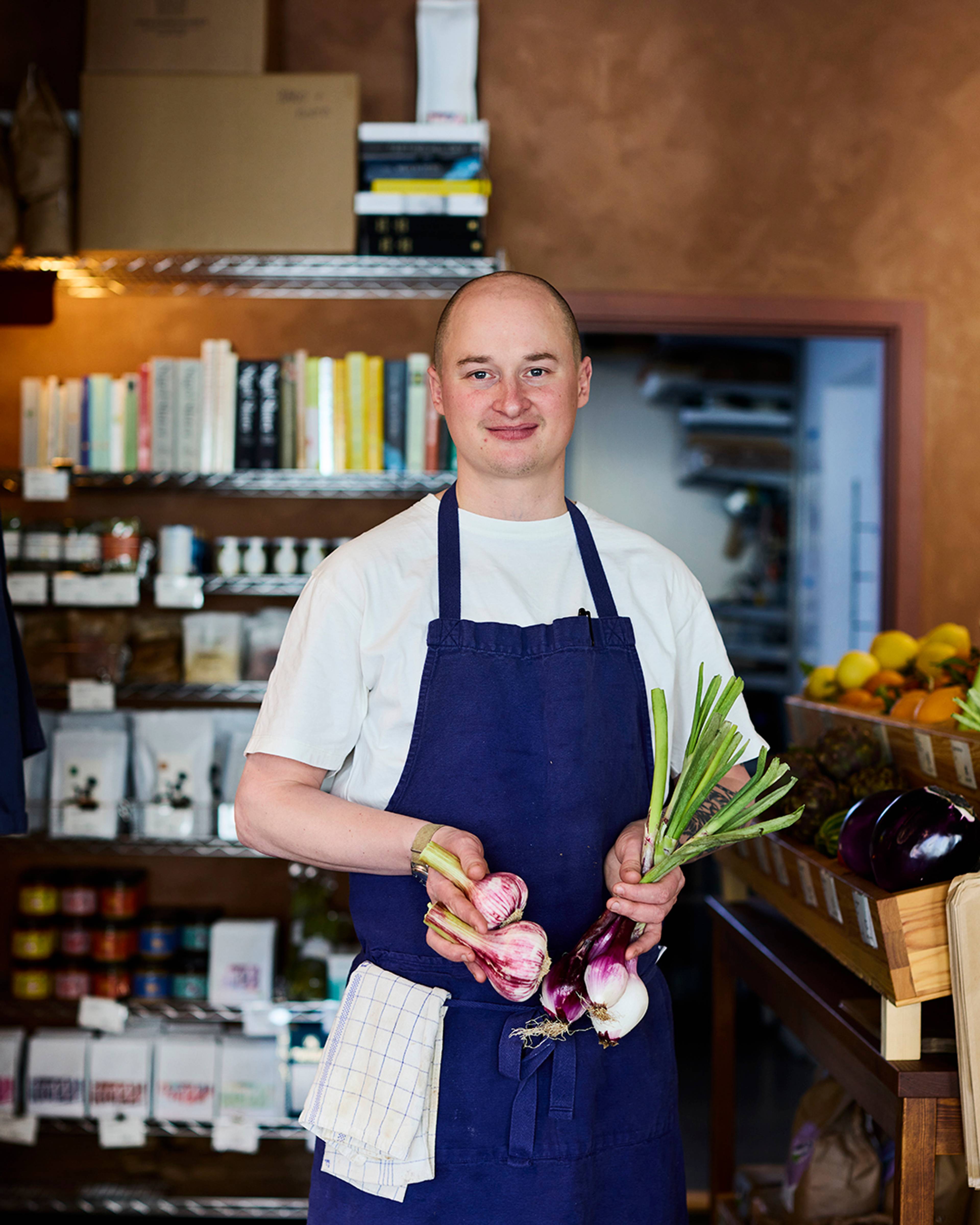 Images with caption alt text