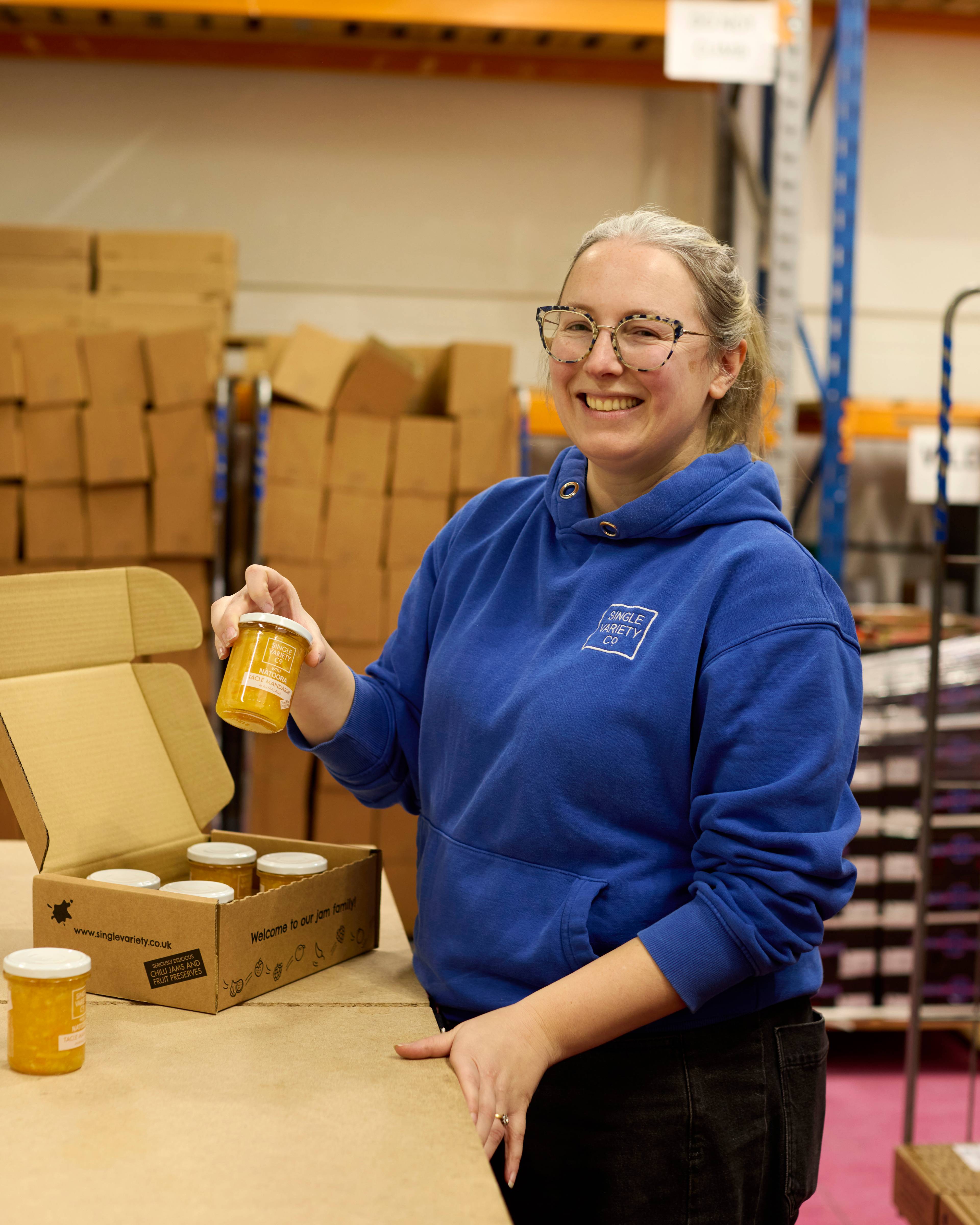 Images with caption alt text