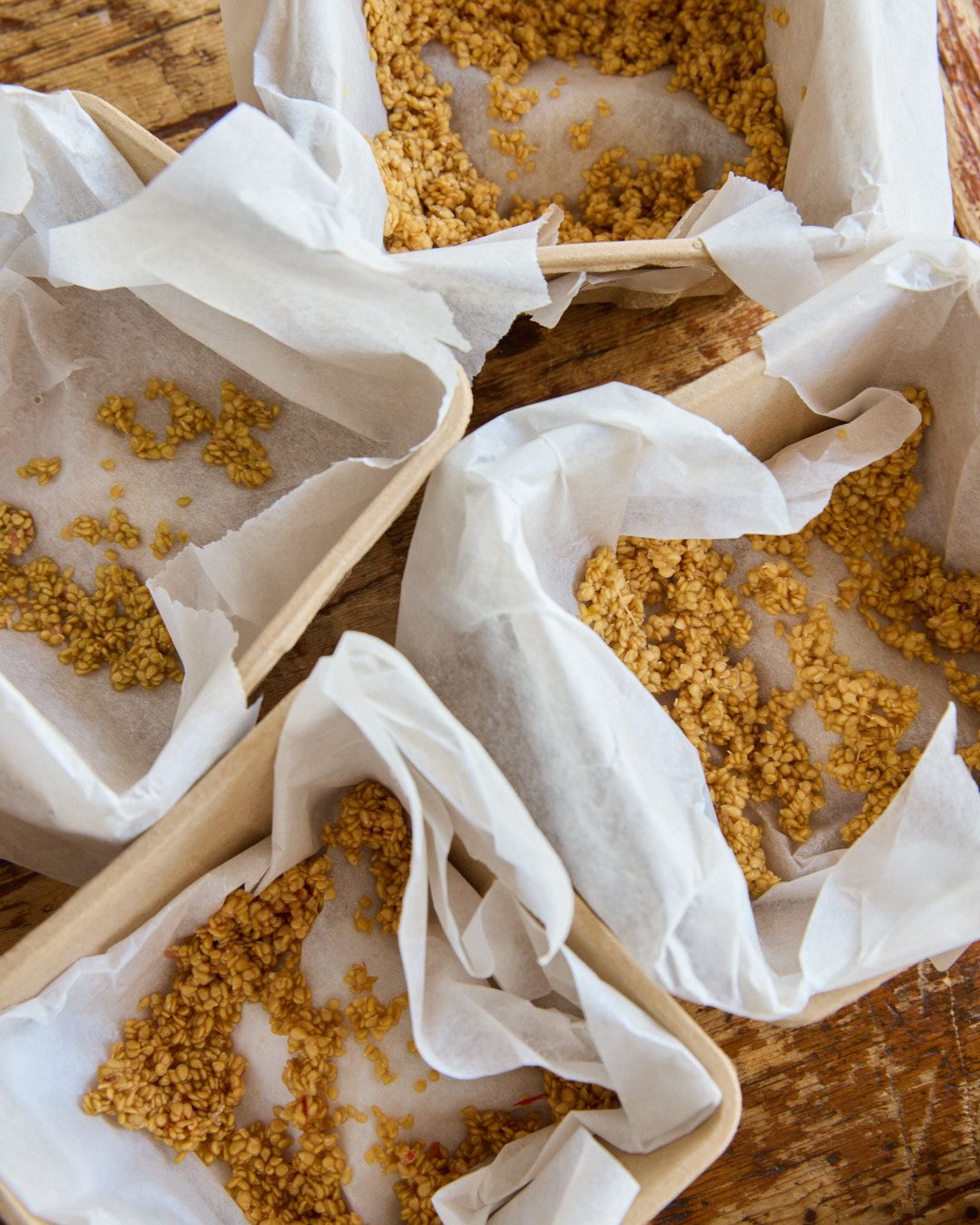 Images with caption alt text