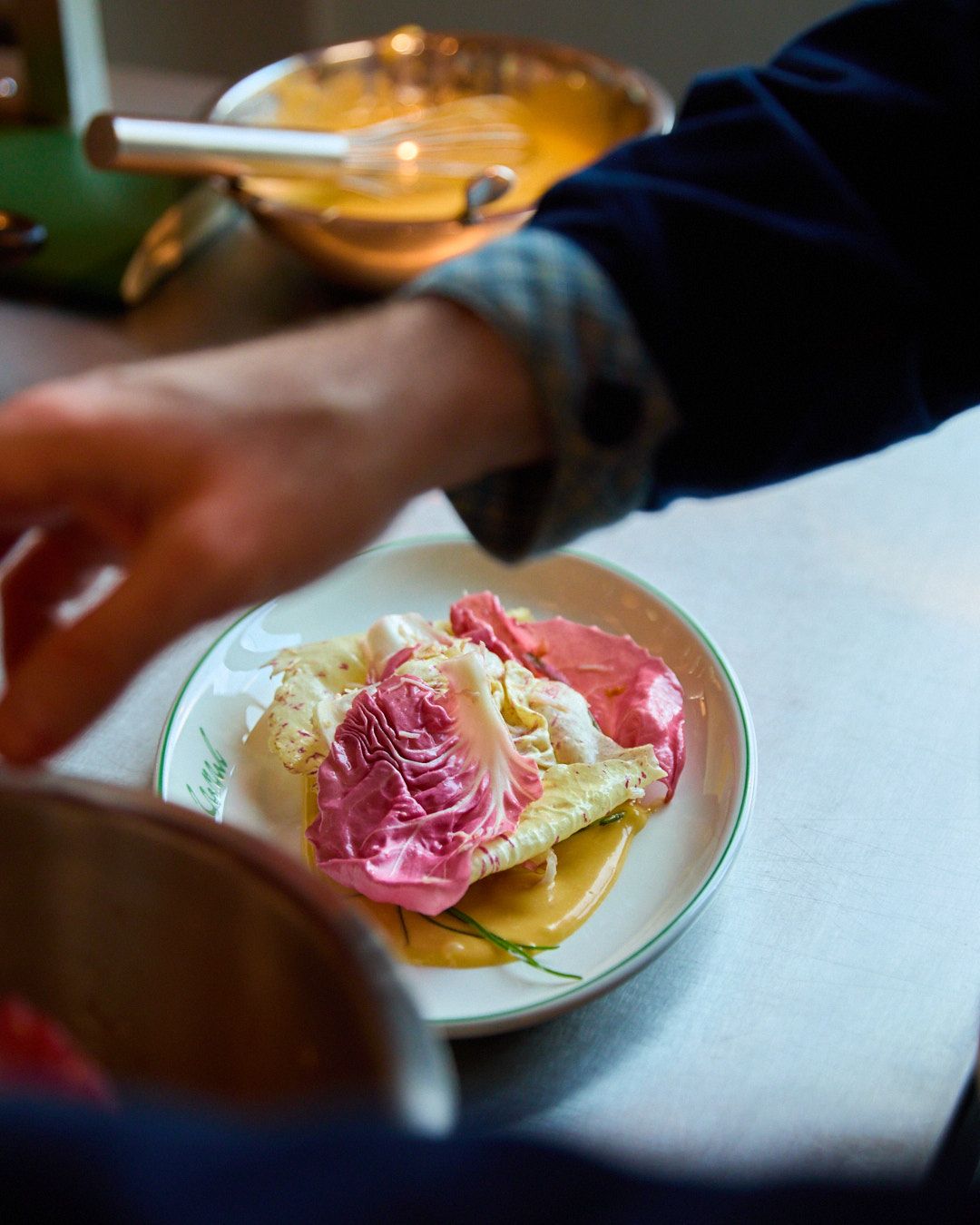 Images with caption alt text