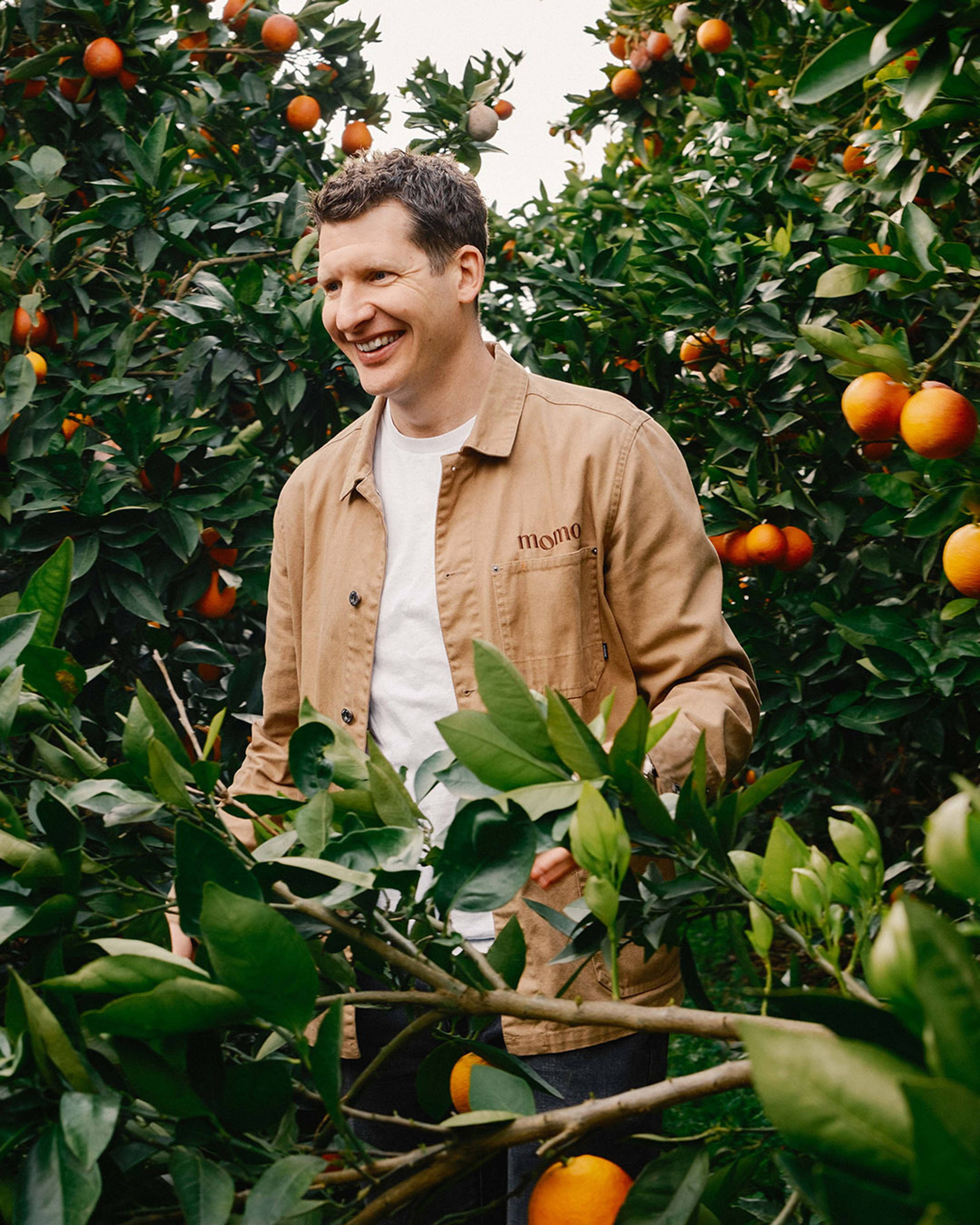 Images with caption alt text