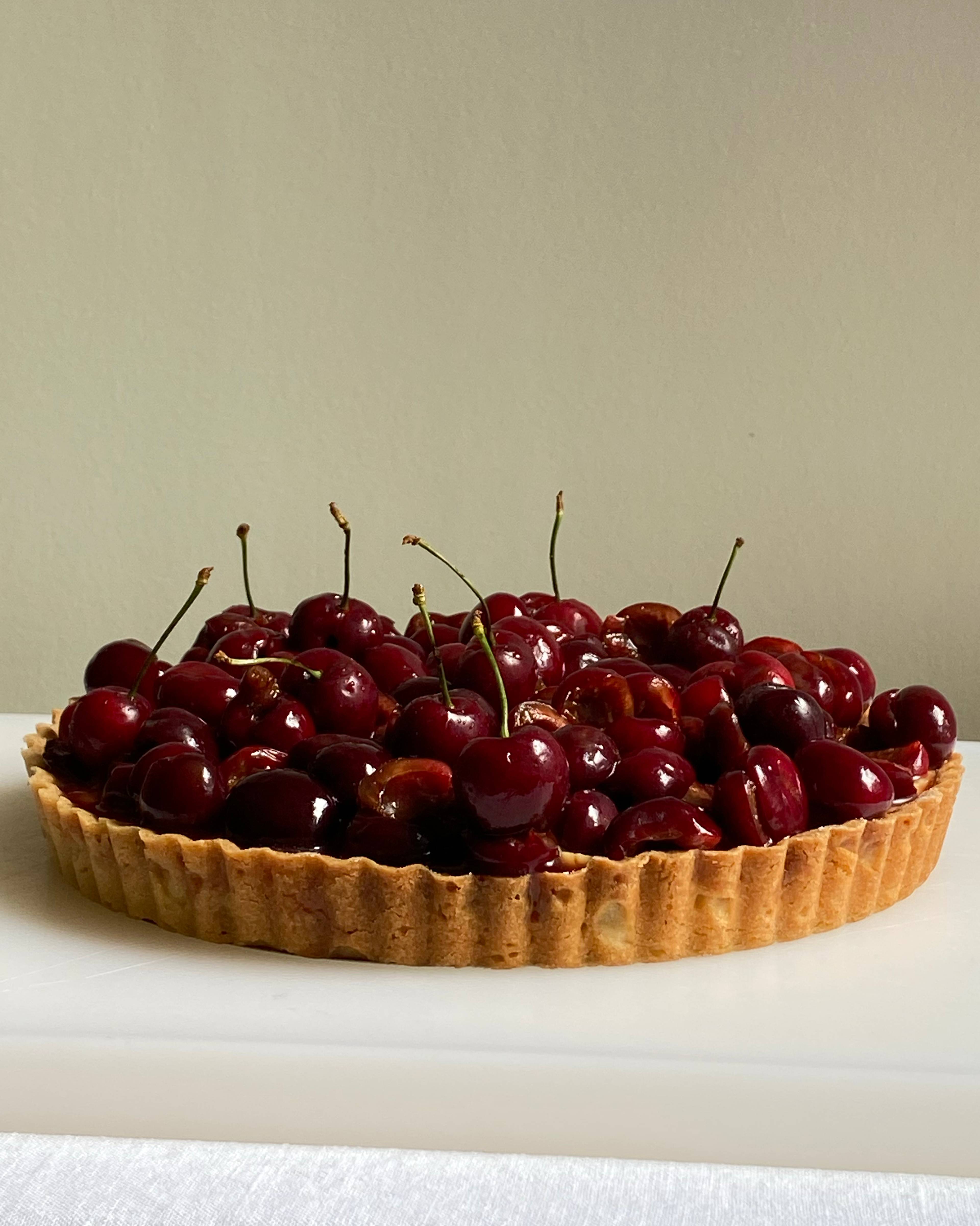 Cherry crostata