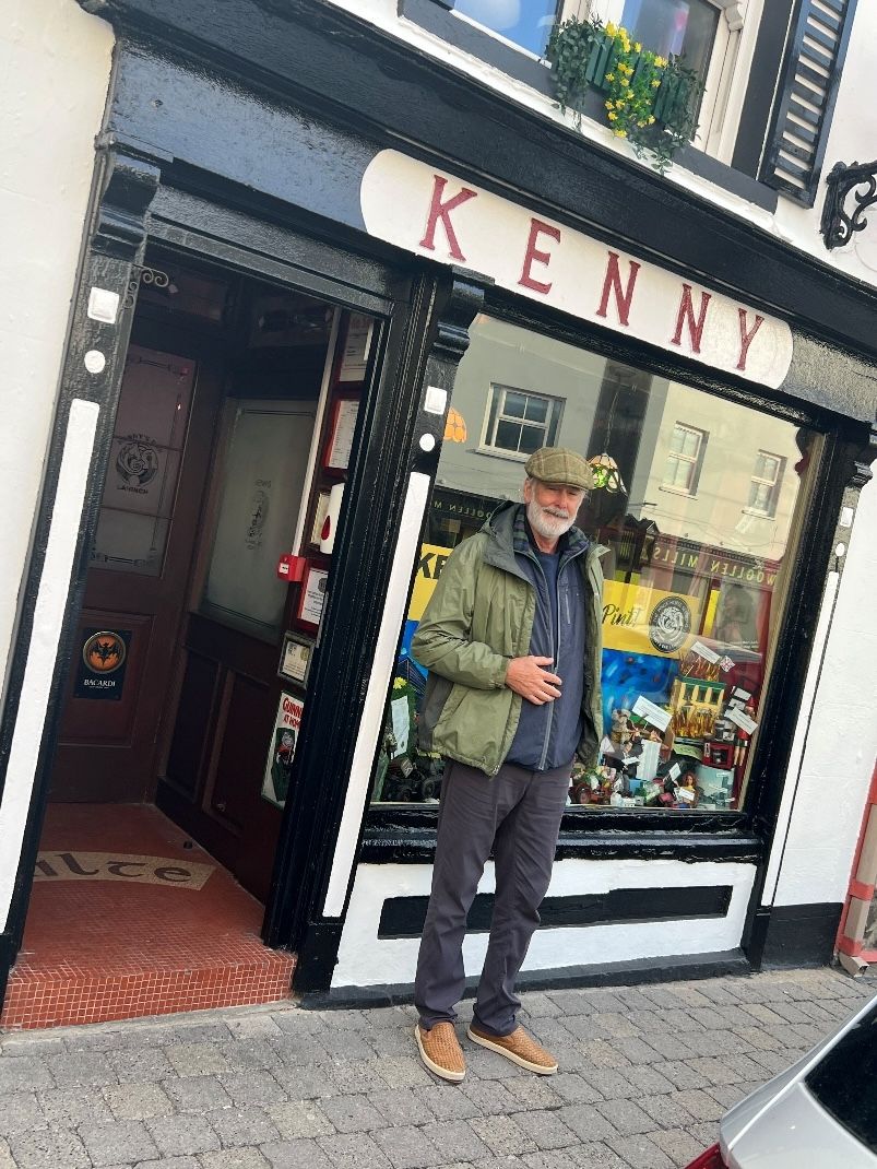 Scooter in front of Kenny