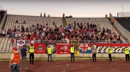 Navijači Tventea - Kosovo je Srbija