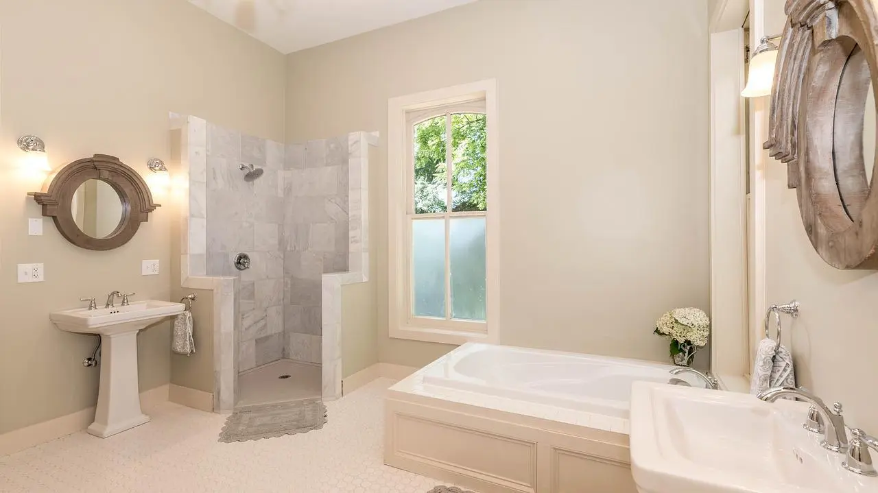 8 Small Bathroom Interesting Flooring Ideas