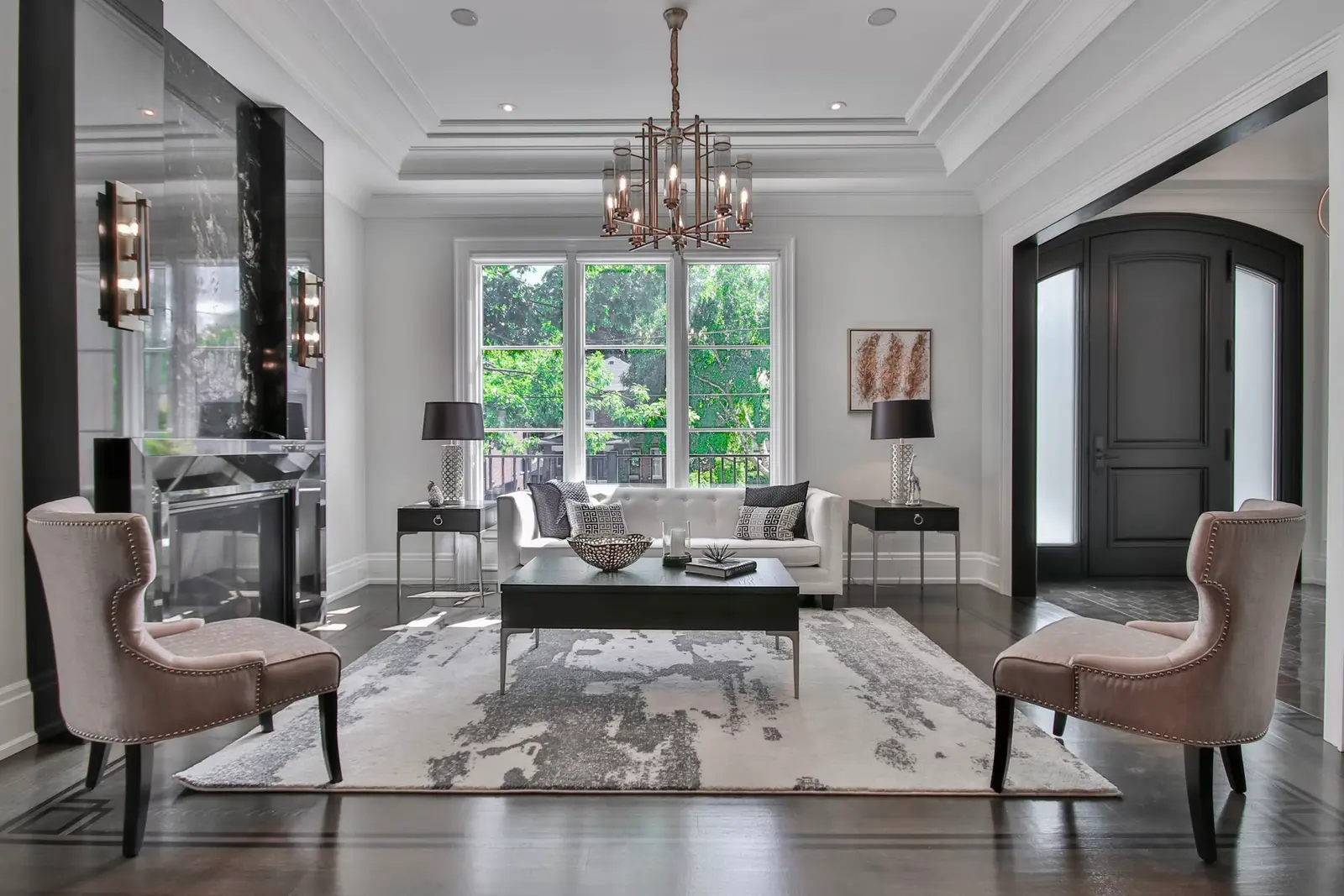 Which chandelier and how to choose for the living room?