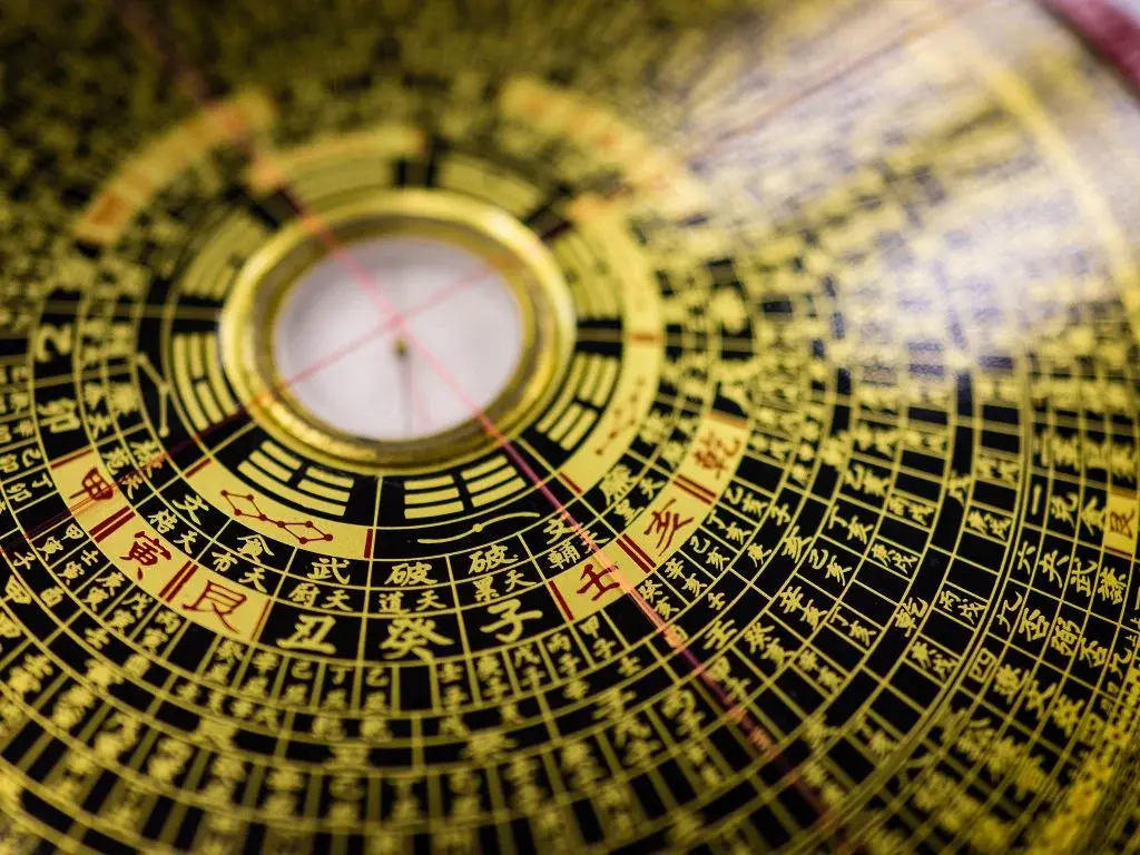 4 Tips To Feng Shui The Interior Of Your Living Room
