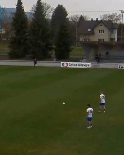 VIDEO: Kandidát na gól roku, bomba z 35 metrů jak z Ligy mistrů