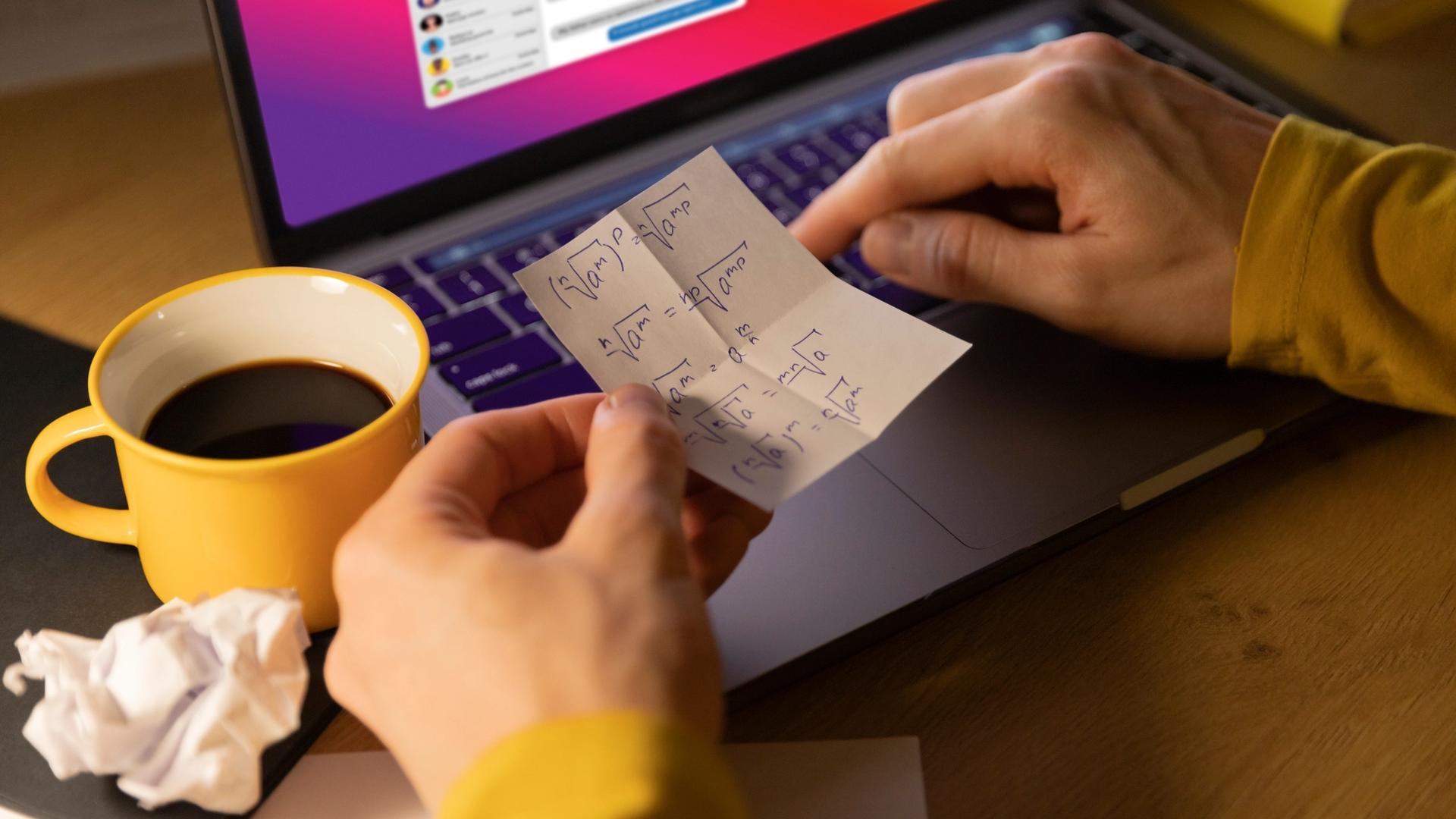 image qui illustre comment Créer un site internet soi-même ou faire appel à une agence : que choisir vraiment ?