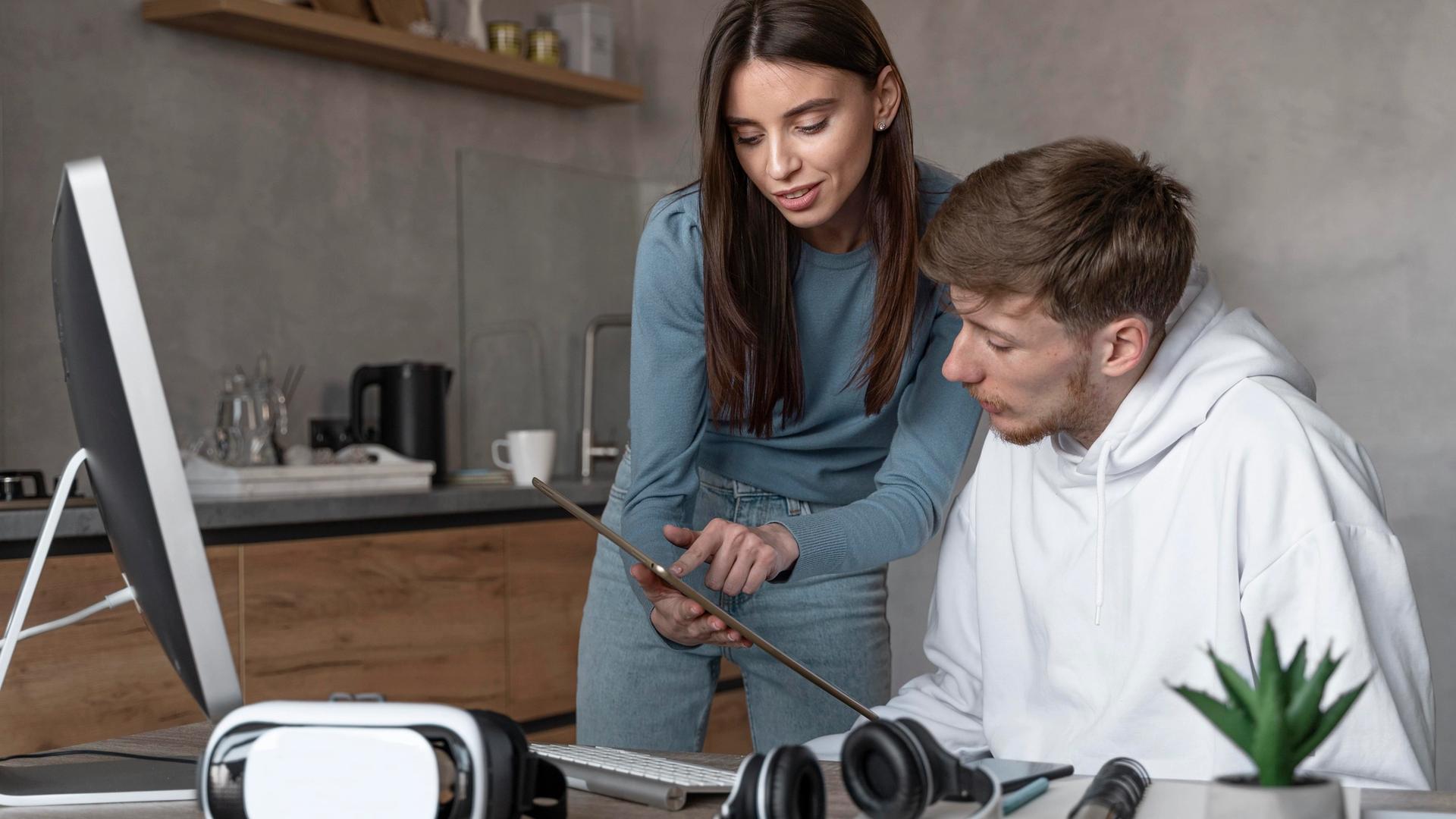 photo qui montre  quels métiers peuvent utiliser un agent IA au quotidien ?
