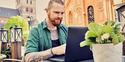 images qui illustre Création site web PME Nantes : site vitrine, e-commerce ou landing page, que choisir en 2026 ?
