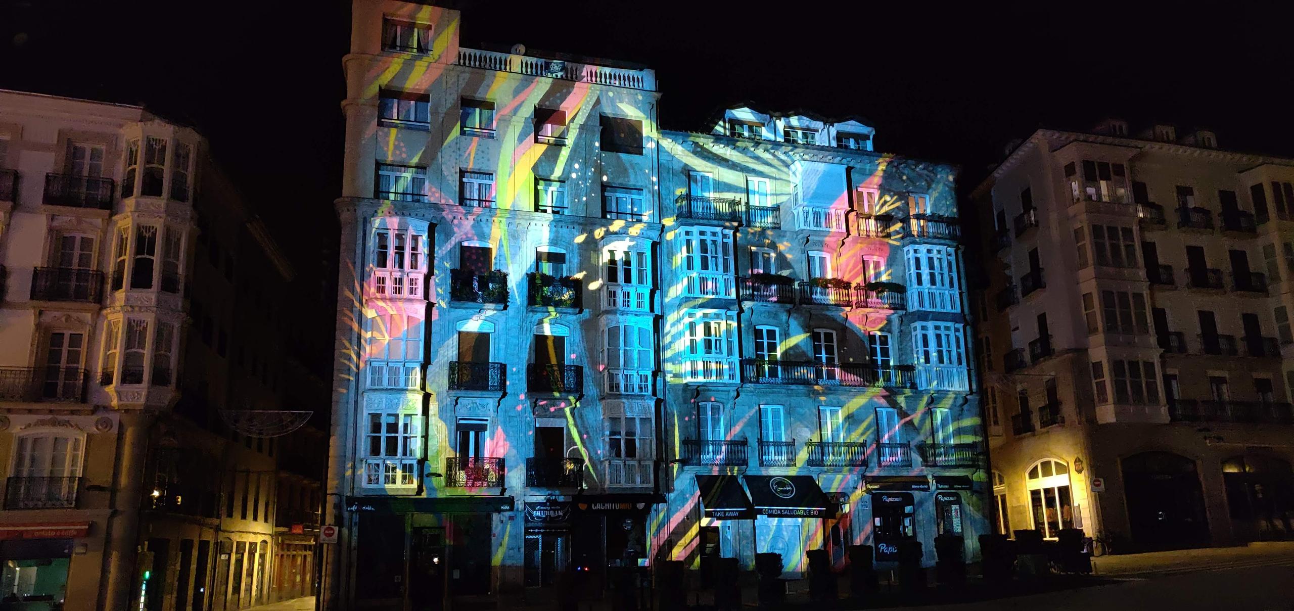 Plaza de la Virgen Blanca de Vitoria. Umbra 2021 — 11