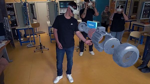 How Synergiz Harbor innovates student learning through mixed reality