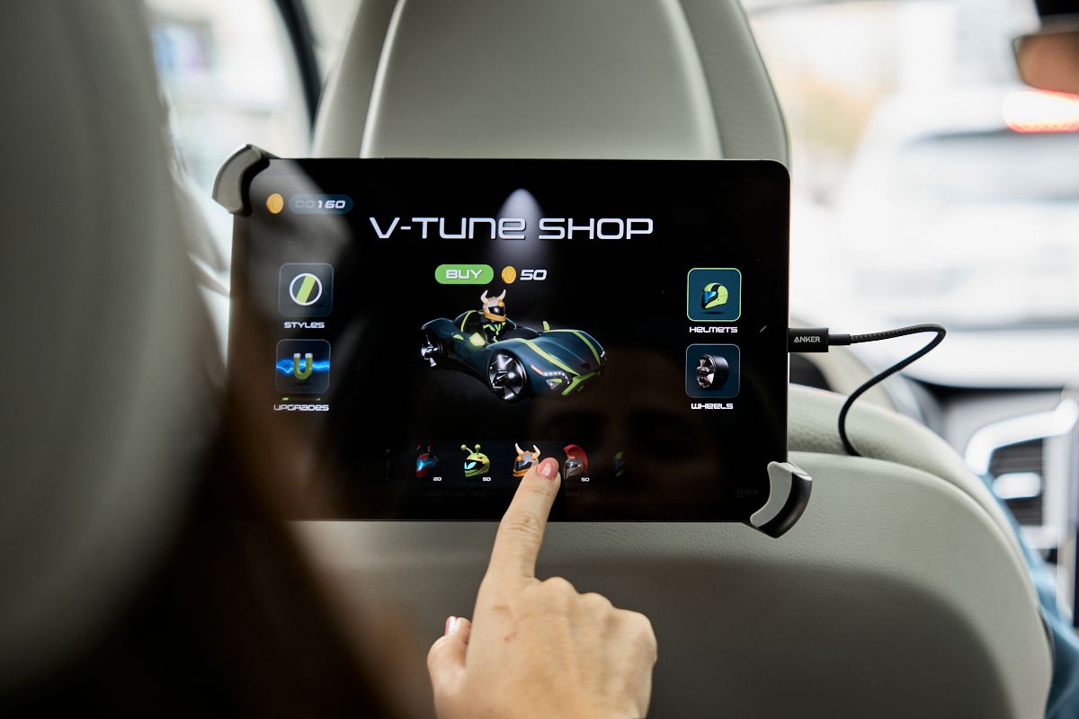 Valeo が車内用 XR レーシングゲームを SXSW で発表