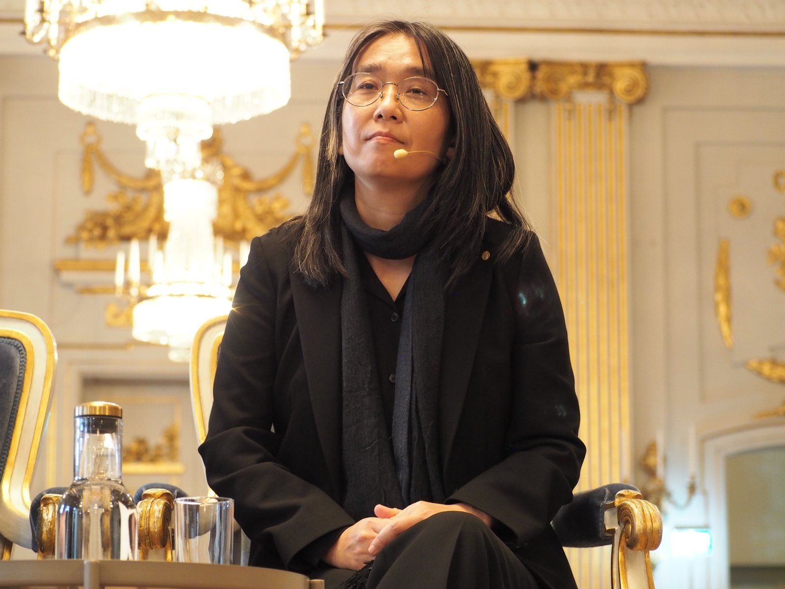 Nhà văn Han Kang tại buổi họp báo Nobel Văn chương 2024