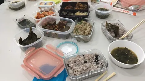 Hộp cơm tự làm kiểu Hàn Quốc