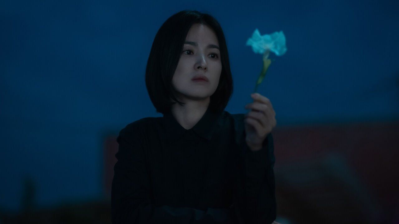 Song Hye-kyo trong vai Moon Dong-eun phim The Glory