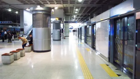 Nhà ga tàu tốc hành AREX tại sân bay quốc tế Incheon