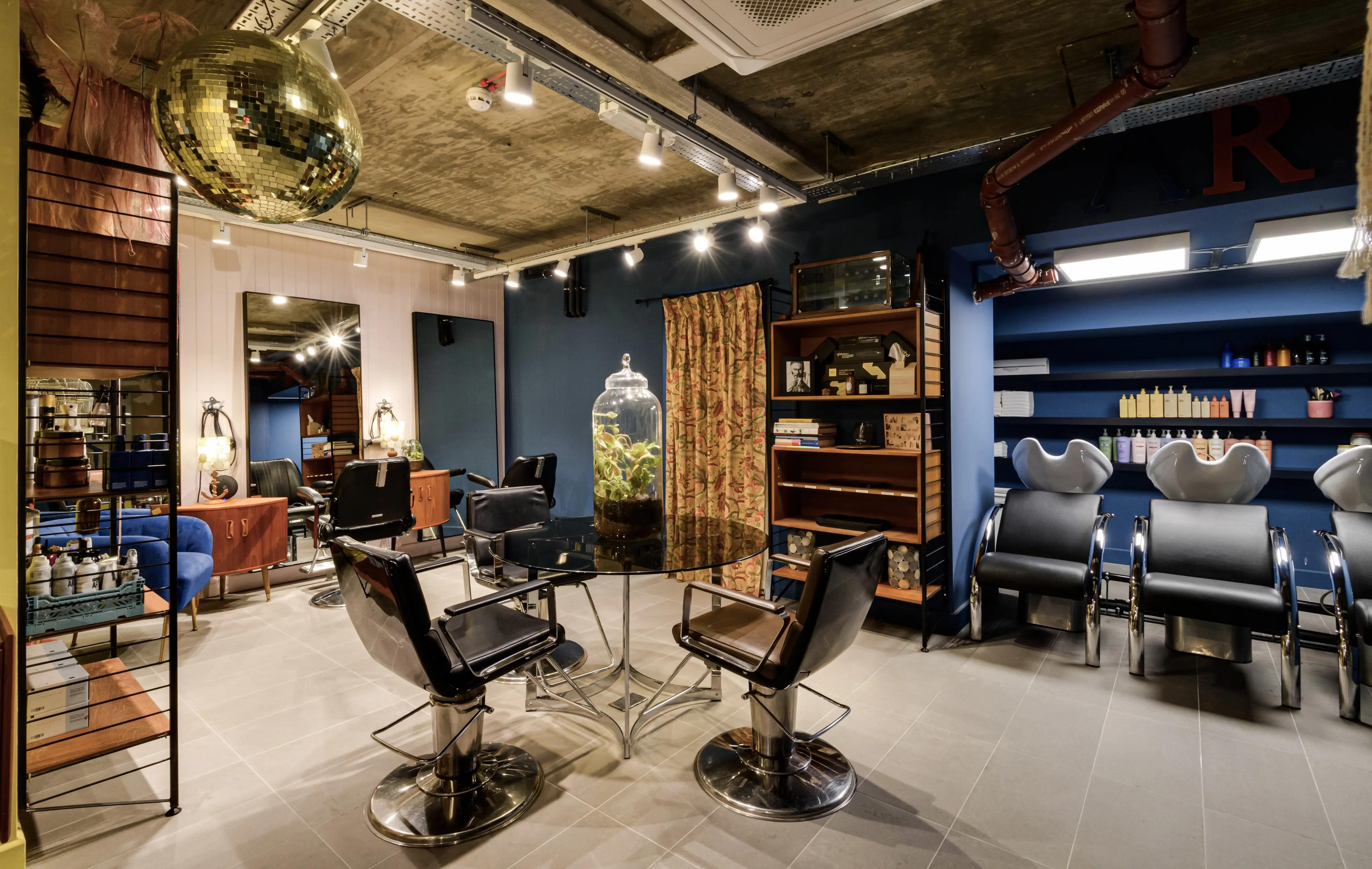 The ARKIVE salon