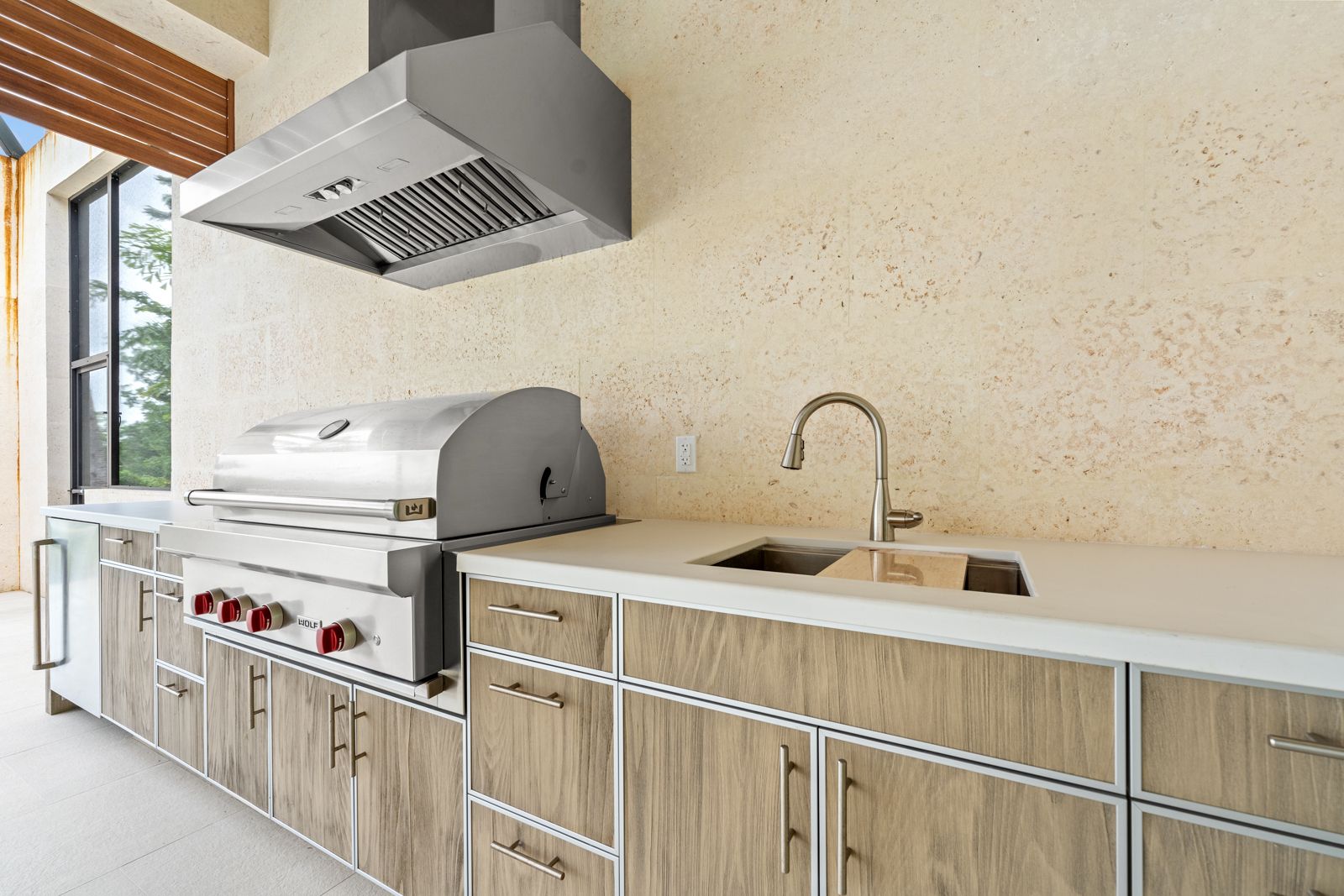 contemporary outdoor kitchen metal frame and stainless steel grill