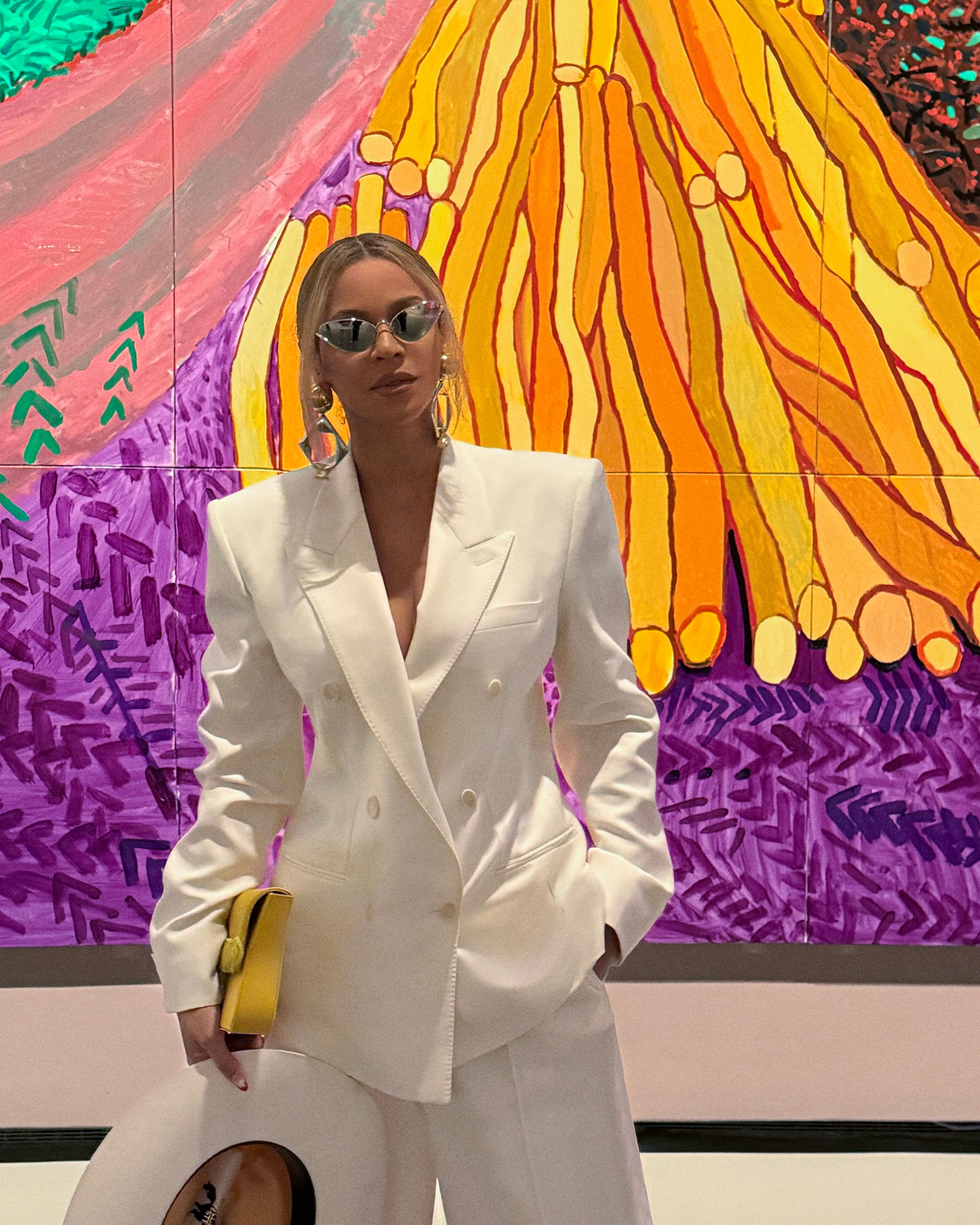ビヨンセ　Beyonce vip レアビーチタオル ビヨンセ Beyonce vip レアビーチタオル （激レア】ご当地キティ