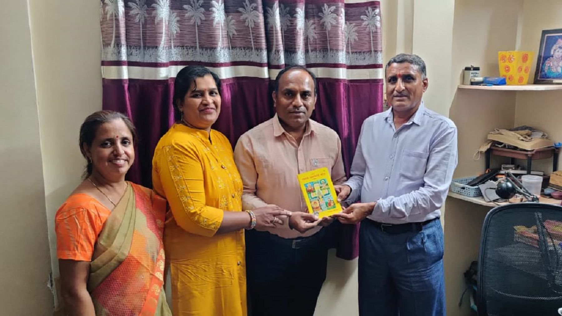 राष्ट्रीय कलंक ही हैं छद्म और बहुरूपिये बुद्धिजीवी