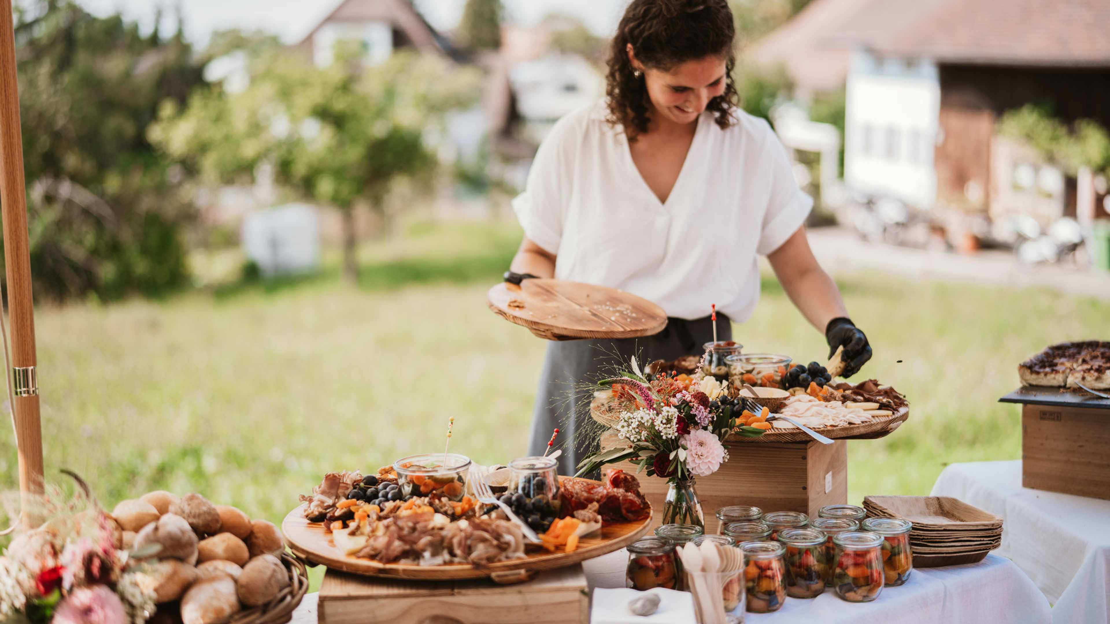 Einladung zum Netzwerk-Anlass mit Apéro riche in der ChäsLaube