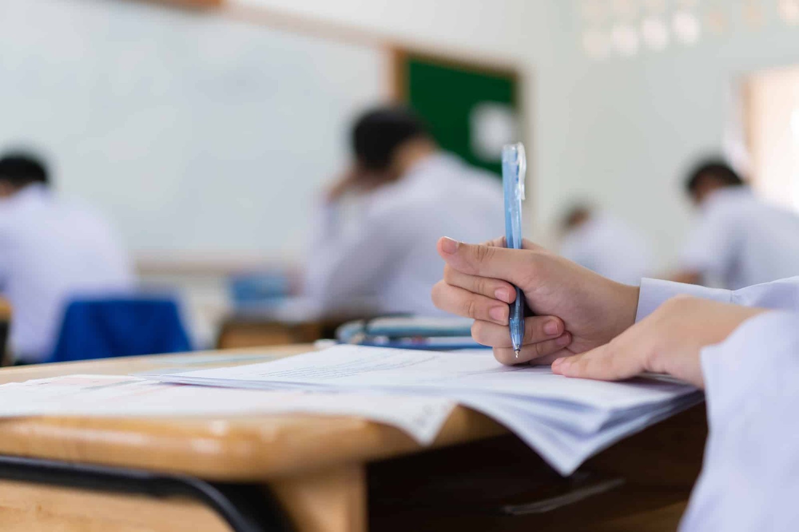 You Think a Teacher Doesn't Like Your Kid. Now What?