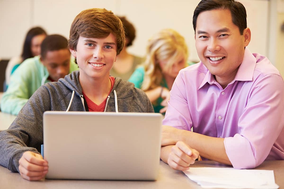 Did You Ask the Teacher? Supporting Students When They Won't Seek Help